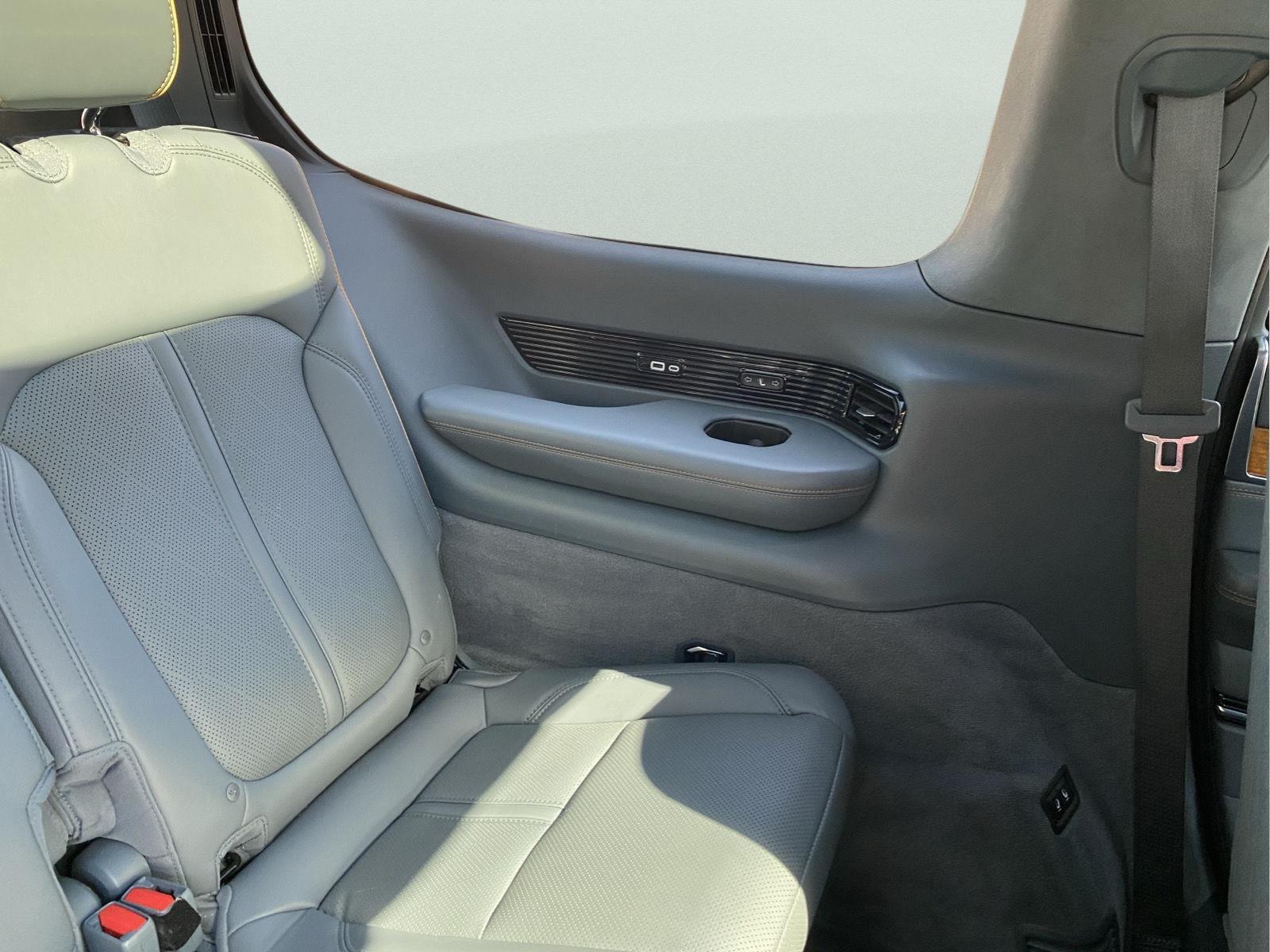 2022 Jeep Grand Wagoneer Series II at Altoona Honda