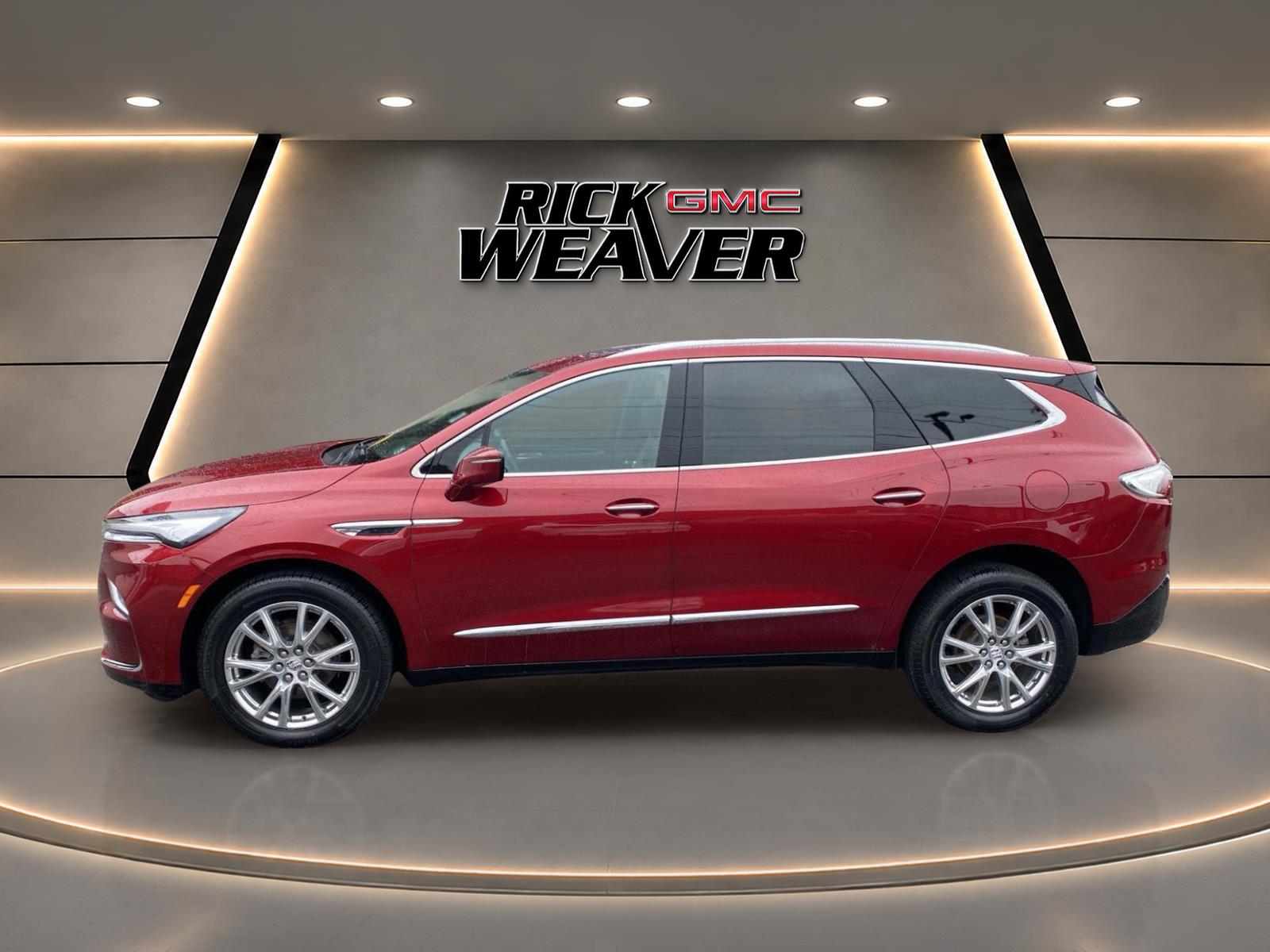 2023 Buick Enclave Essence at Braxton Motor Co