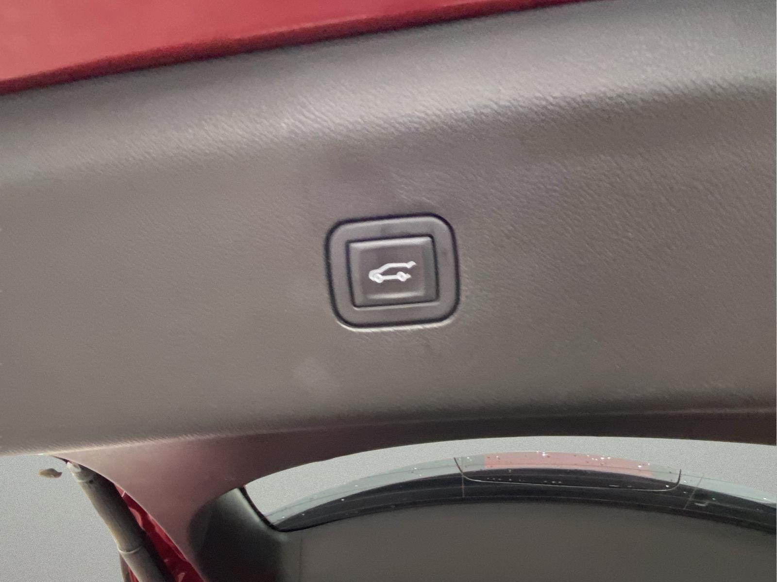2023 Buick Enclave Essence at Braxton Motor Co