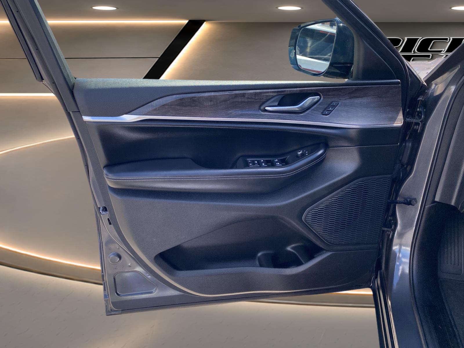 2025 Jeep Grand Cherokee Limited at Humes CDJR