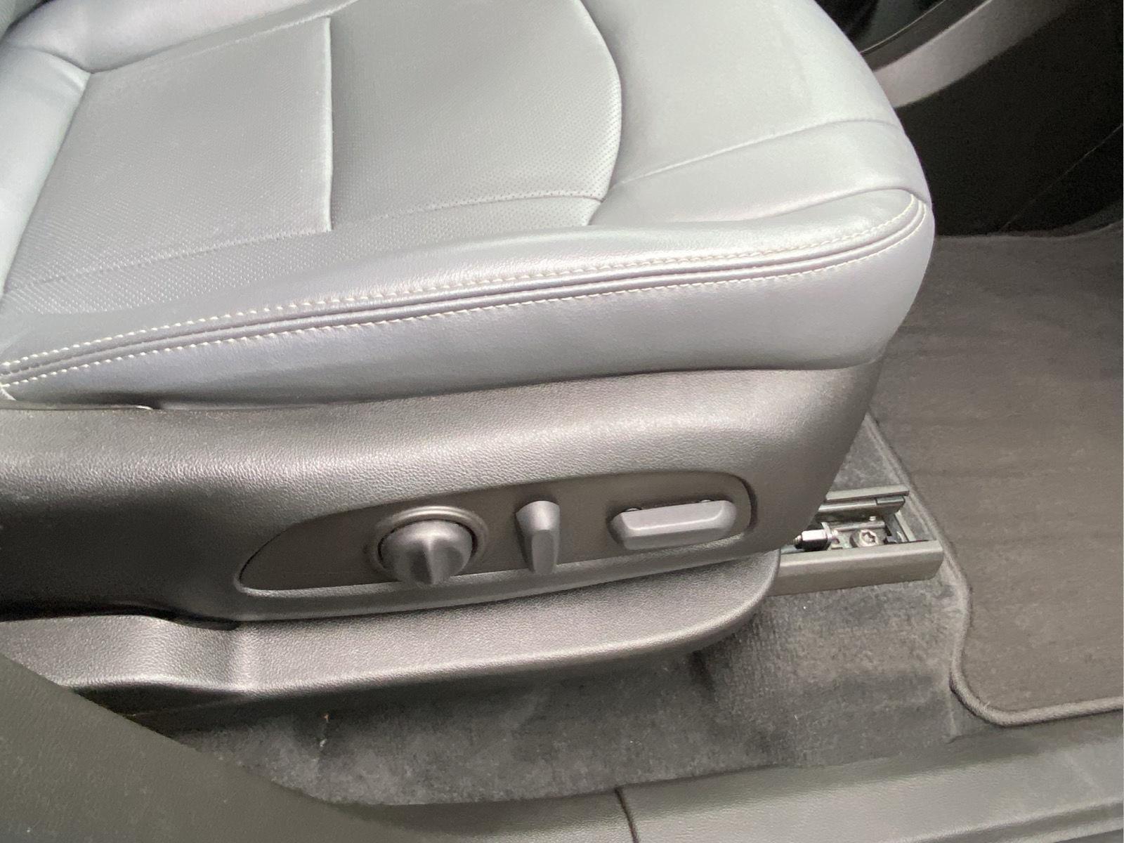 2023 Buick Enclave Essence at Braxton Motor Co