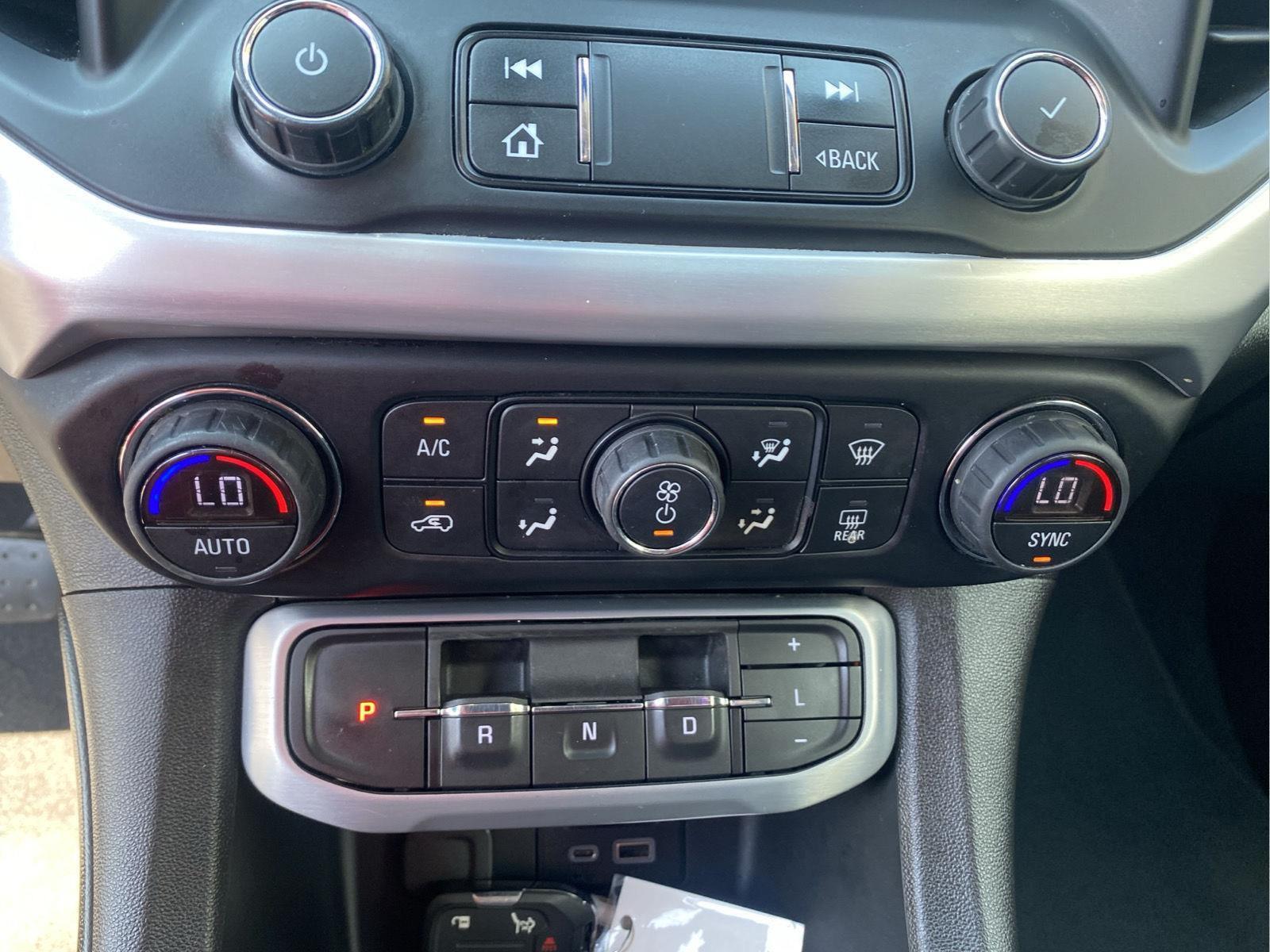 2021 GMC Acadia SLT at McCandless Ford