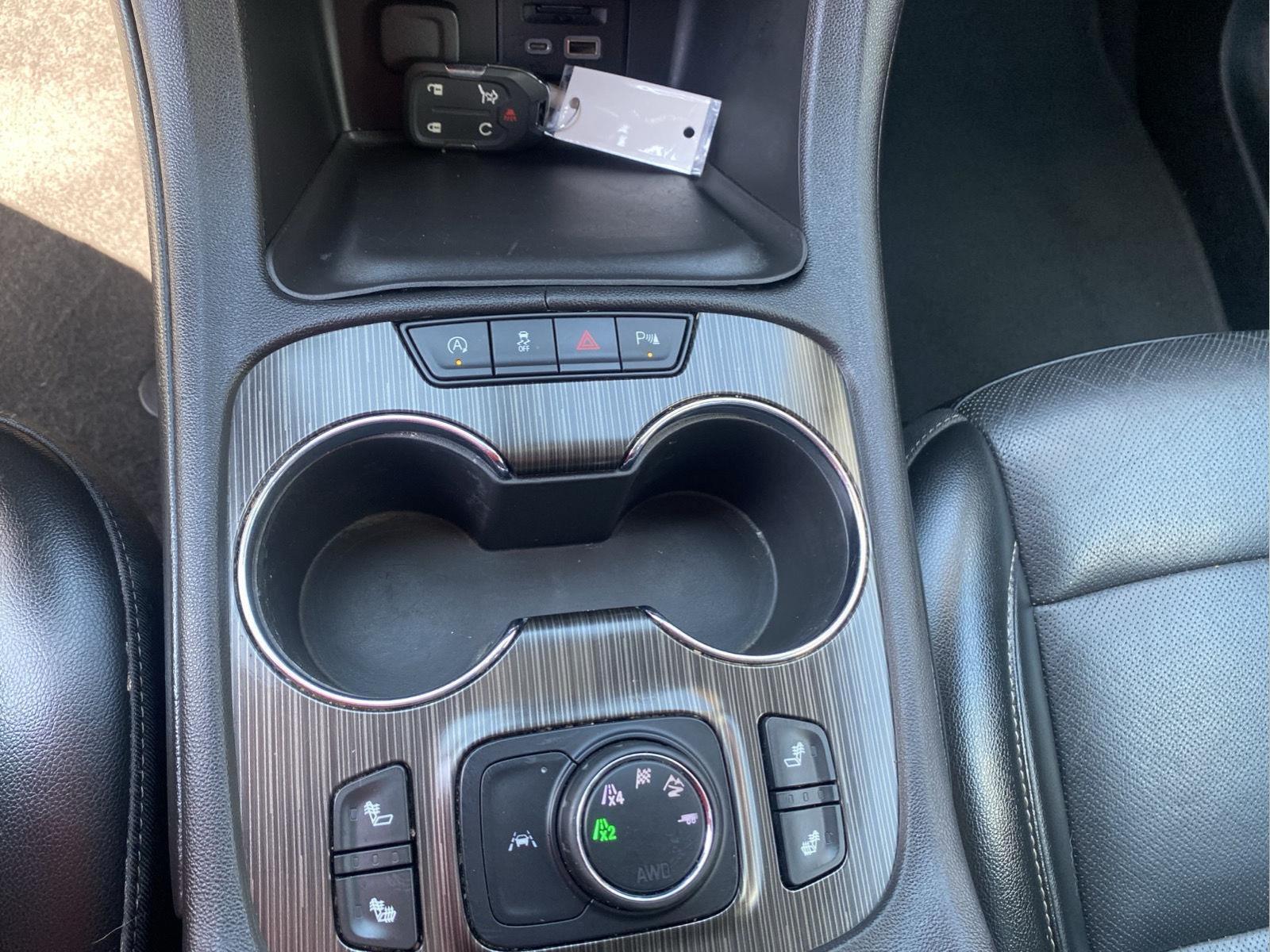 2021 GMC Acadia SLT at McCandless Ford