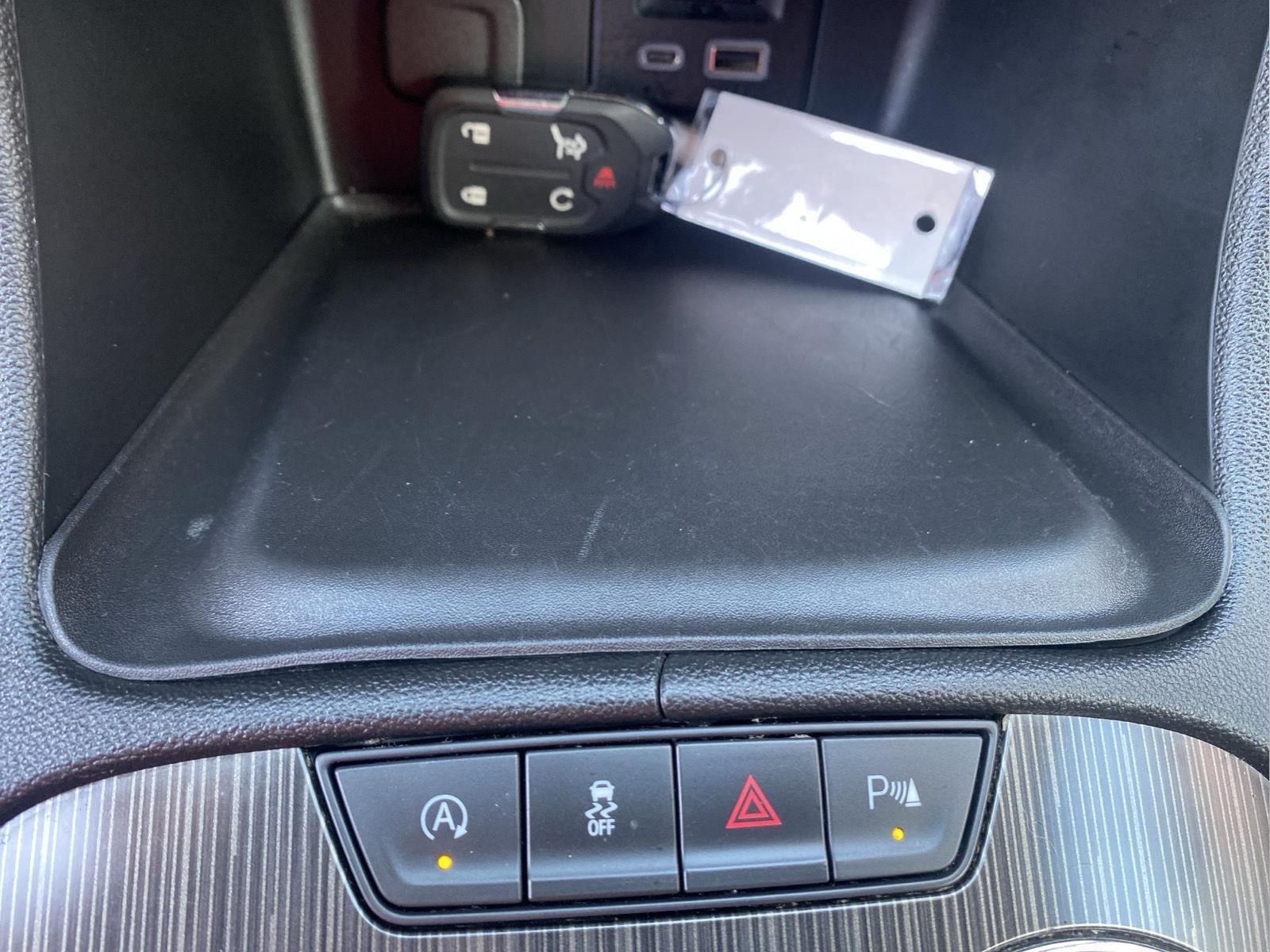 2021 GMC Acadia SLT at McCandless Ford