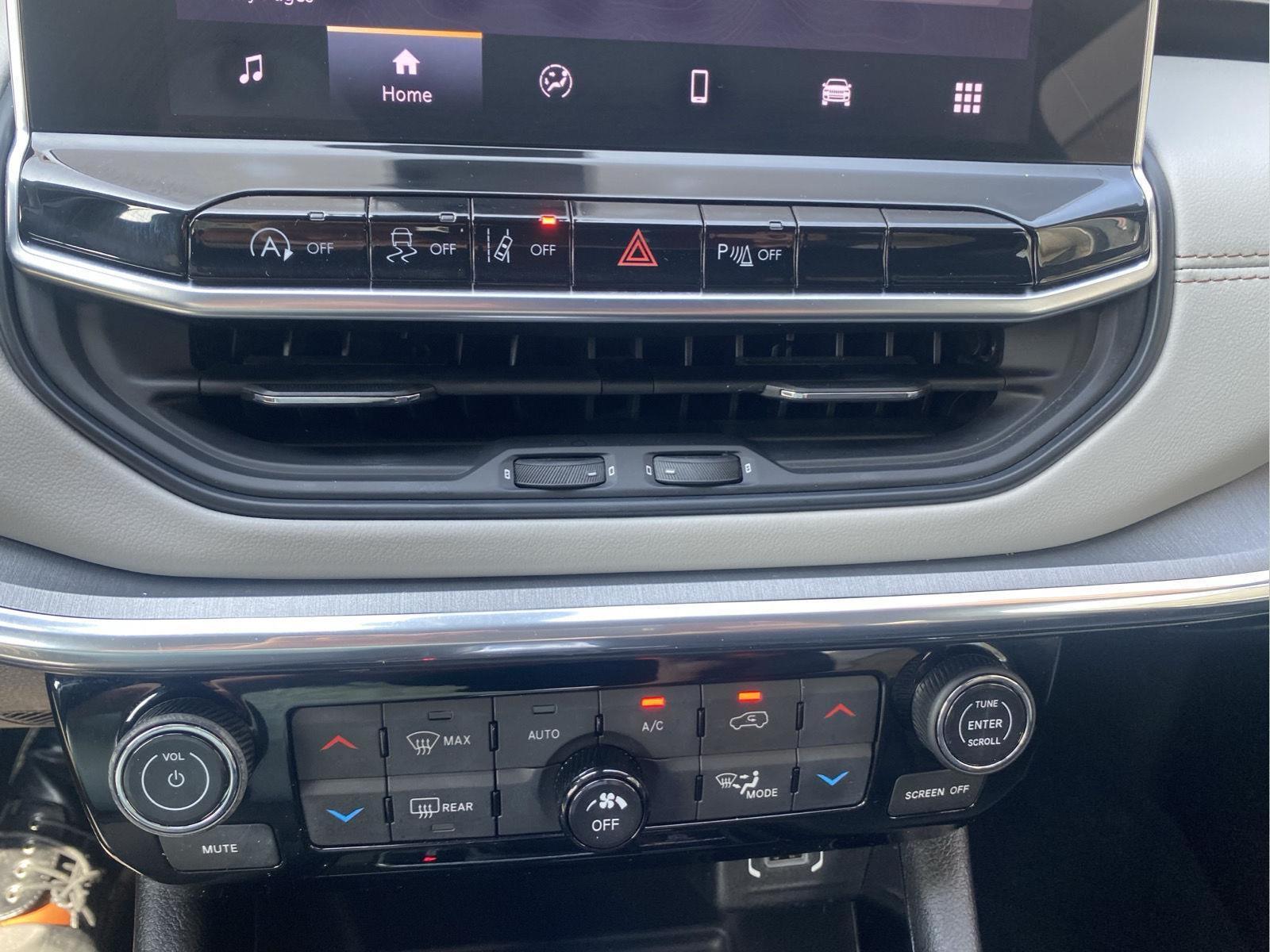 2023 Jeep Compass Limited at Bud's Auto Sales