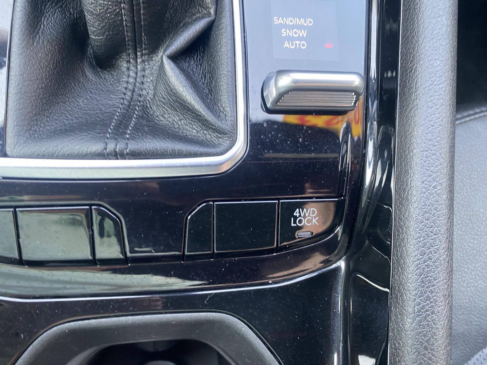 2023 Jeep Compass Limited at Bud's Auto Sales