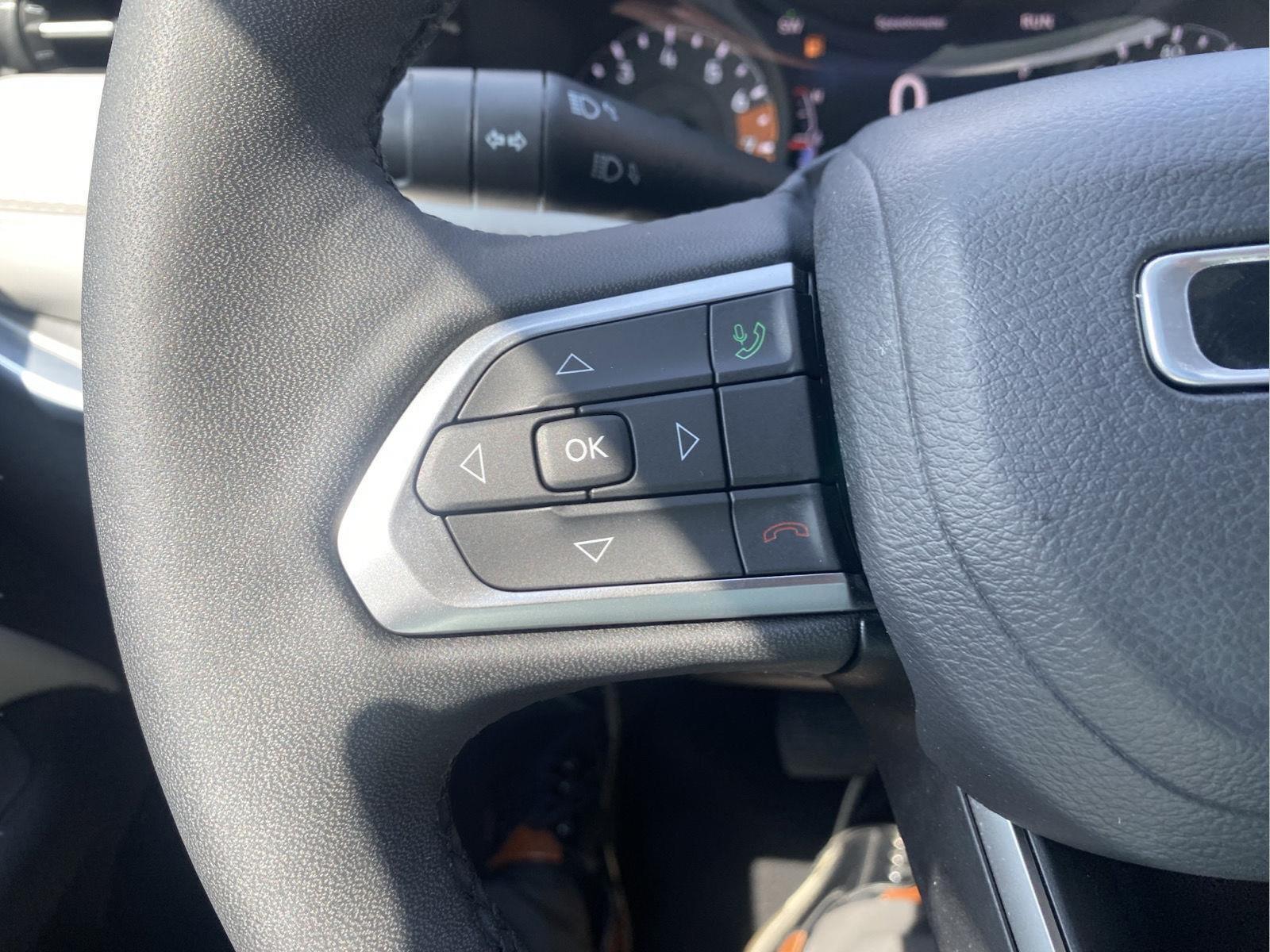2023 Jeep Compass Limited at Bud's Auto Sales