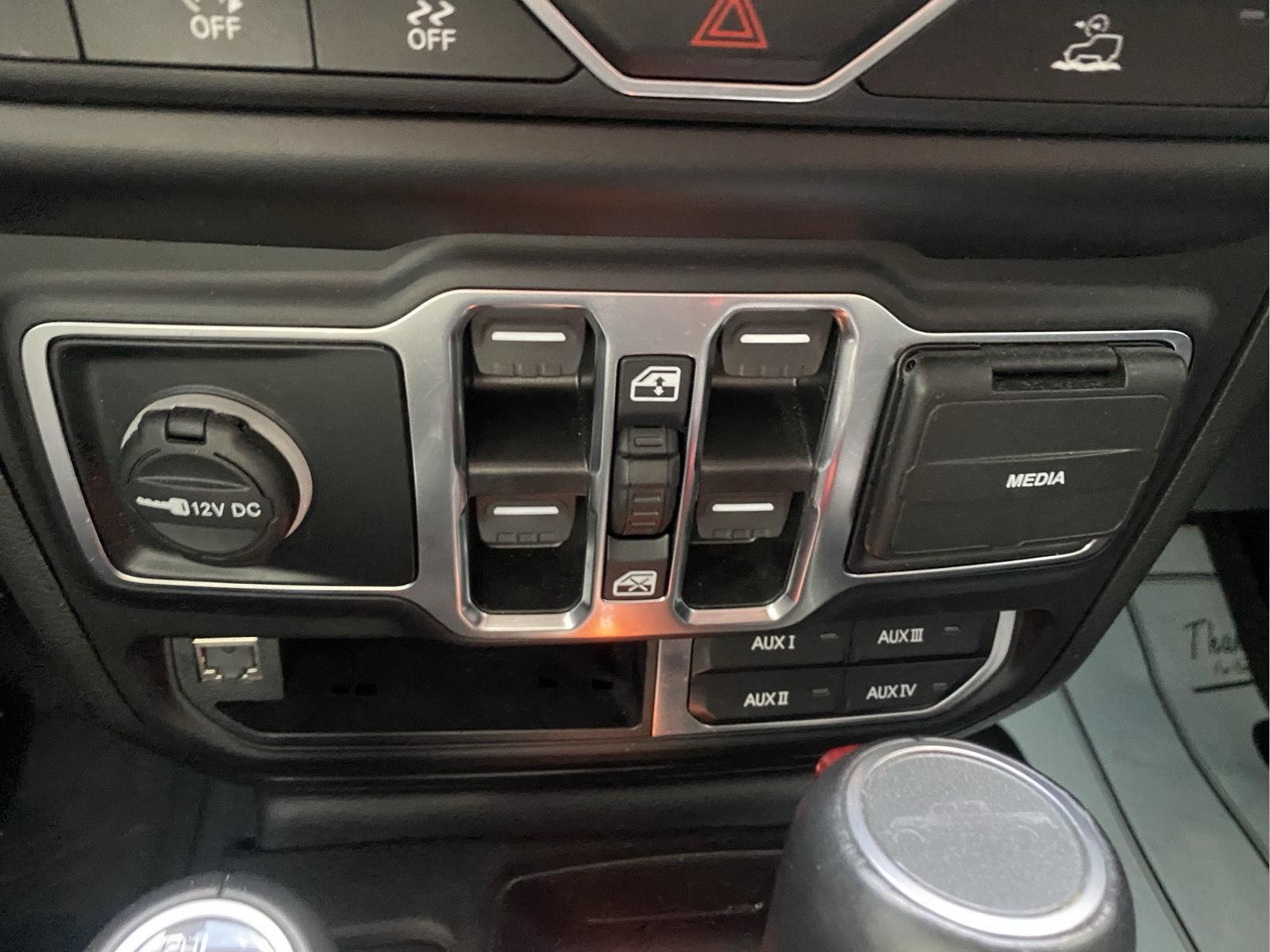 2022 Jeep Gladiator Overland at Nick Chevrolet