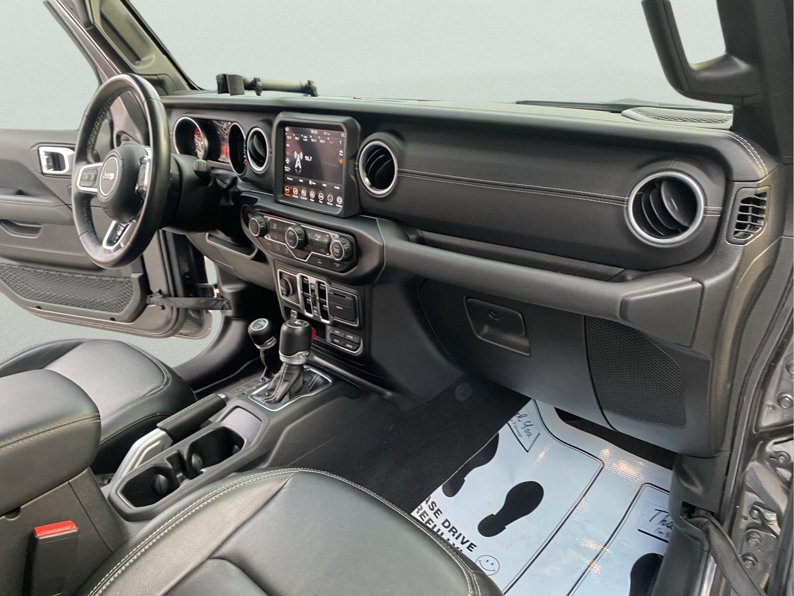 2022 Jeep Gladiator Overland at Nick Chevrolet