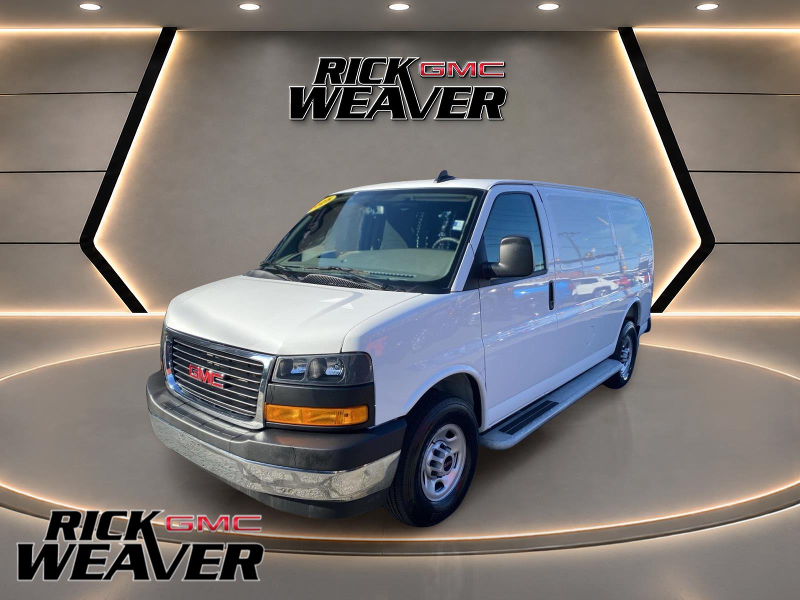 2025 GMC Savana Cargo 2500 RWD   