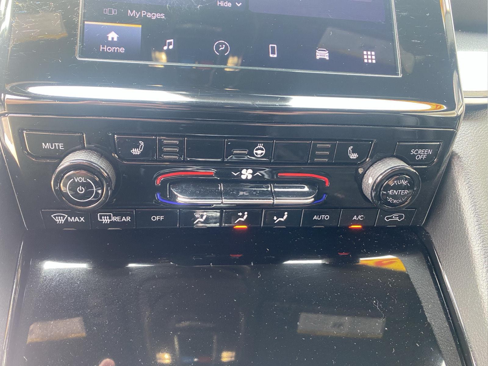 2023 Jeep Grand Cherokee L Altitude at Three Rivers CJD