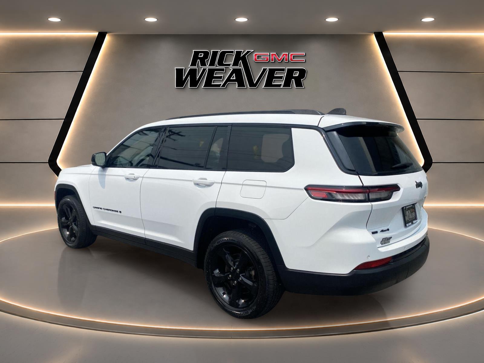 2023 Jeep Grand Cherokee L Altitude at Three Rivers CJD