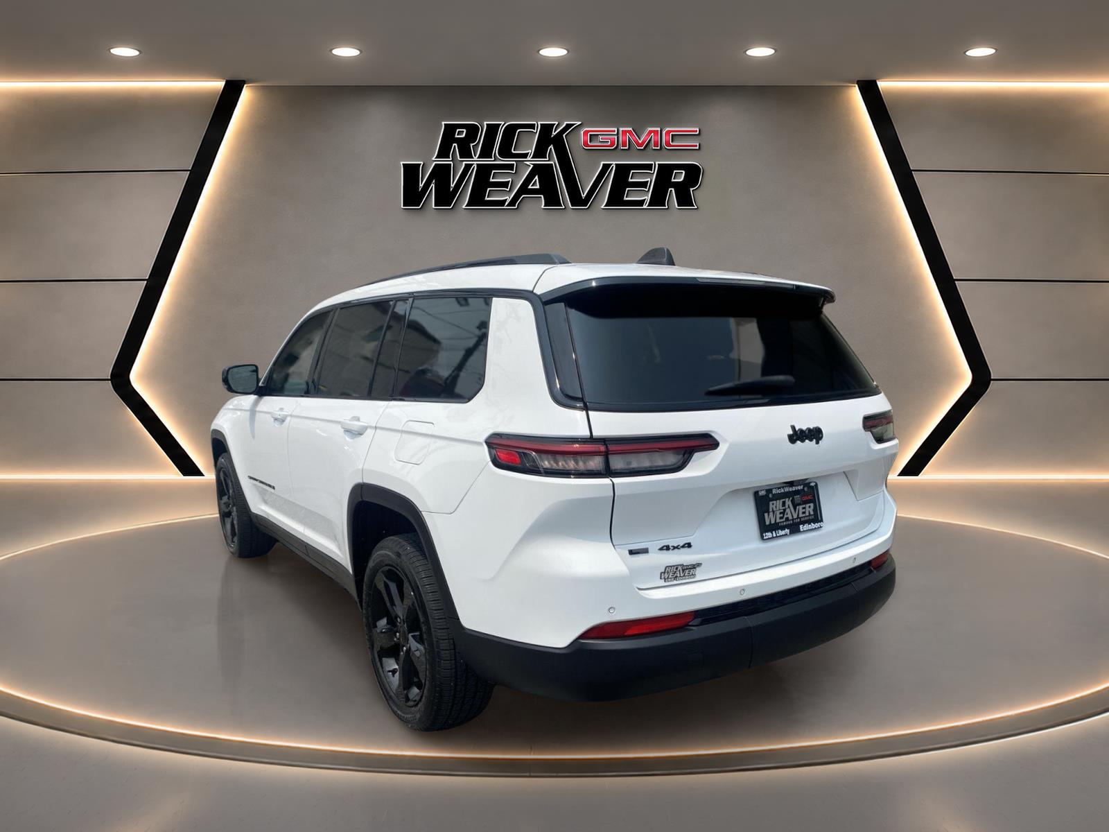 2023 Jeep Grand Cherokee L Altitude at Three Rivers CJD