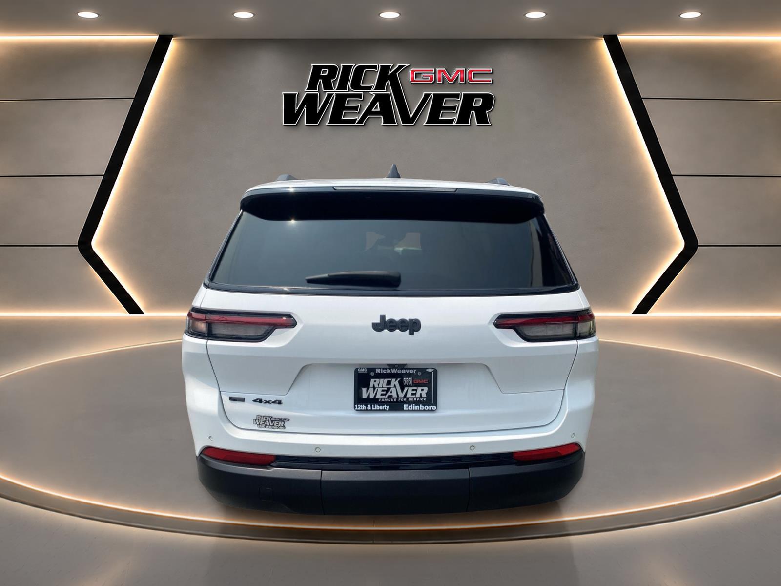 2023 Jeep Grand Cherokee L Altitude at Three Rivers CJD