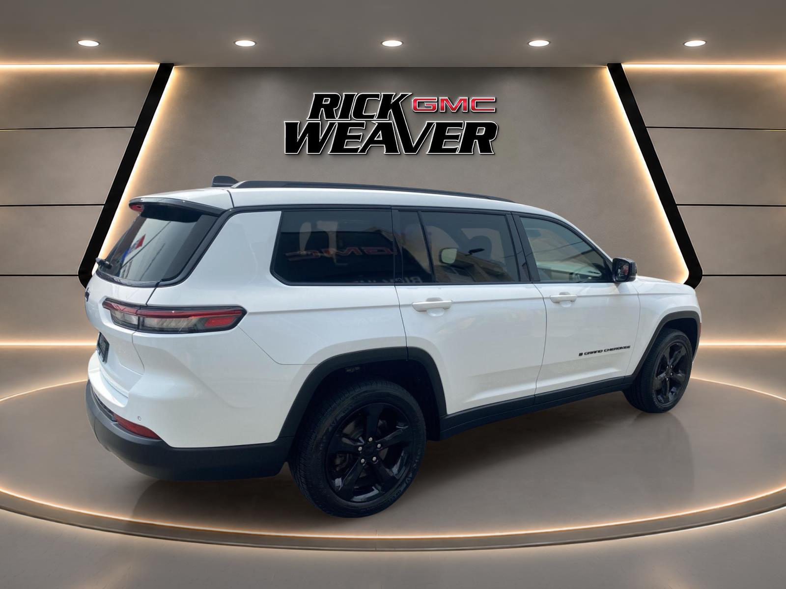 2023 Jeep Grand Cherokee L Altitude at Three Rivers CJD