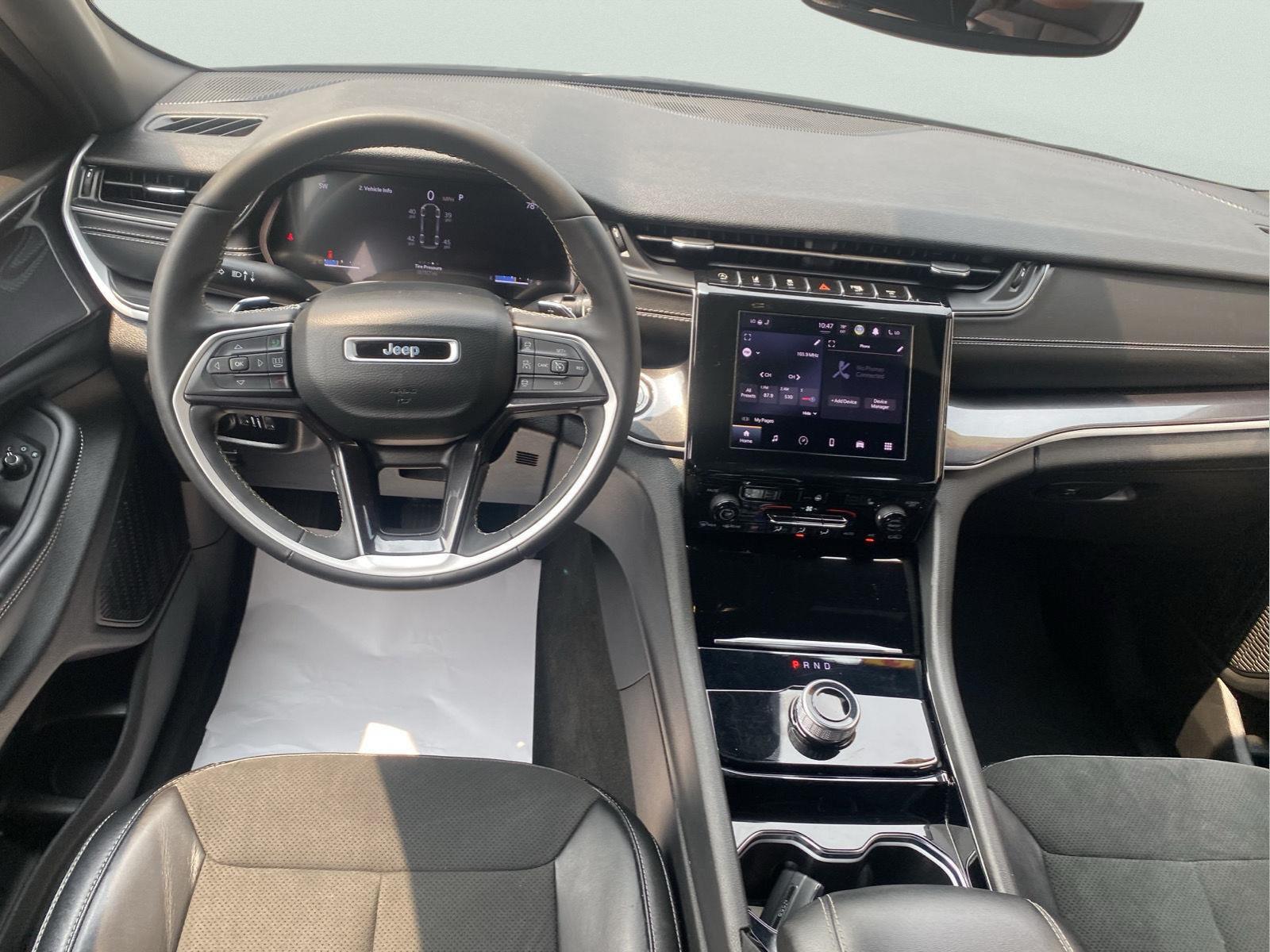 2023 Jeep Grand Cherokee L Altitude at Three Rivers CJD