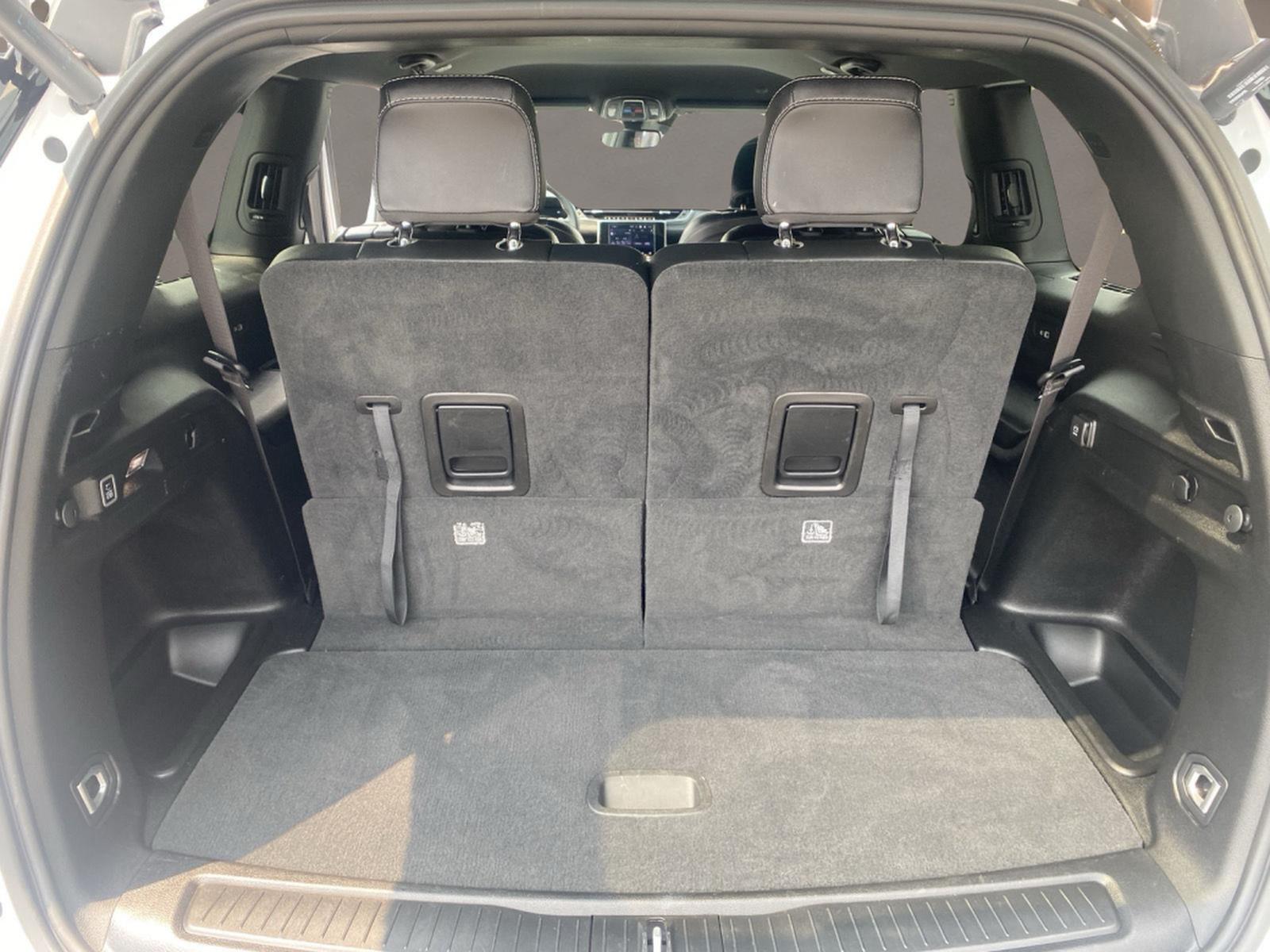 2023 Jeep Grand Cherokee L Altitude at Three Rivers CJD