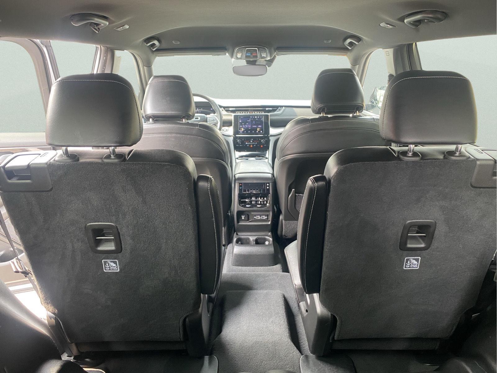 2023 Jeep Grand Cherokee L Altitude at Three Rivers CJD