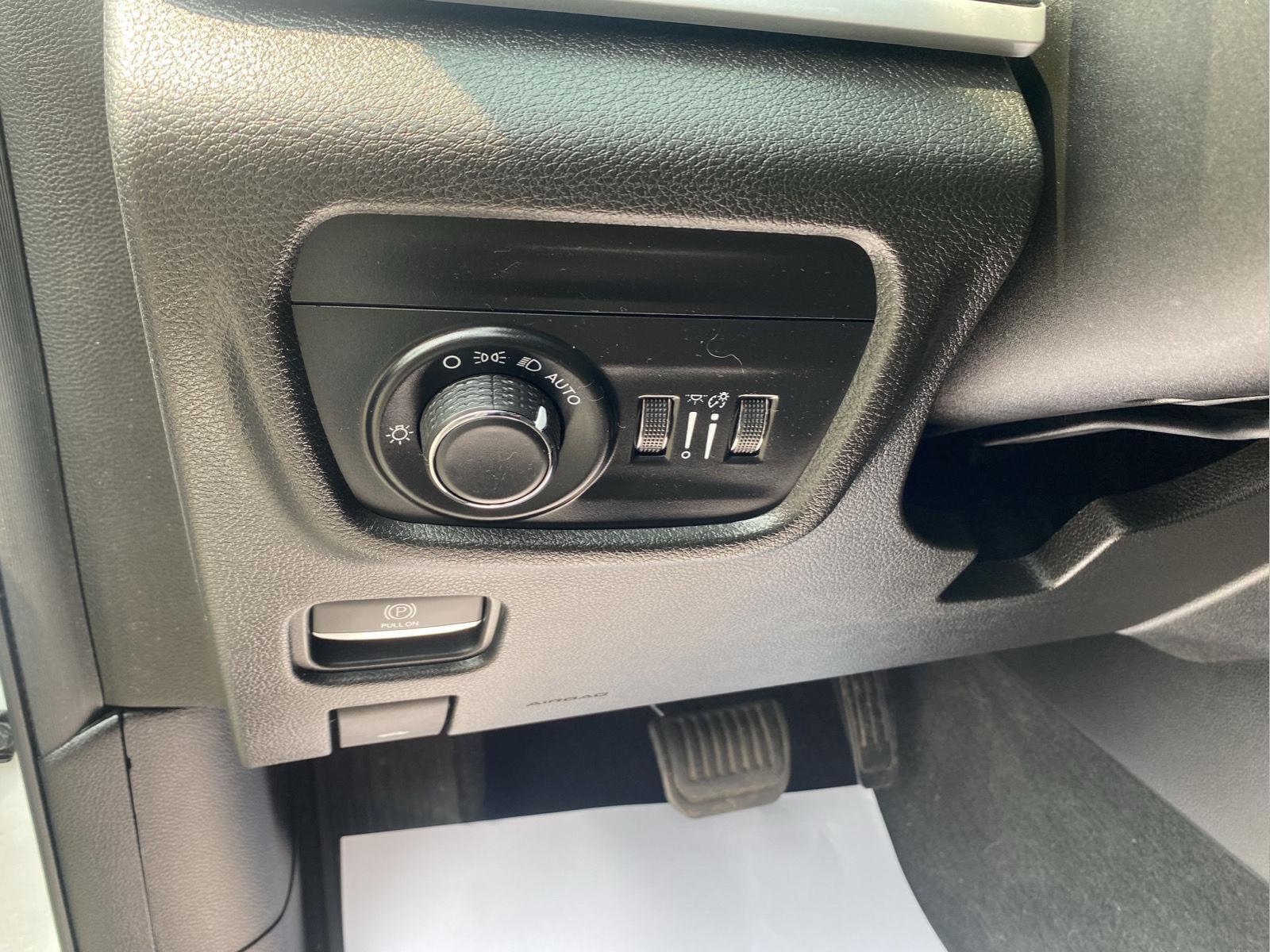 2023 Jeep Grand Cherokee L Altitude at Three Rivers CJD