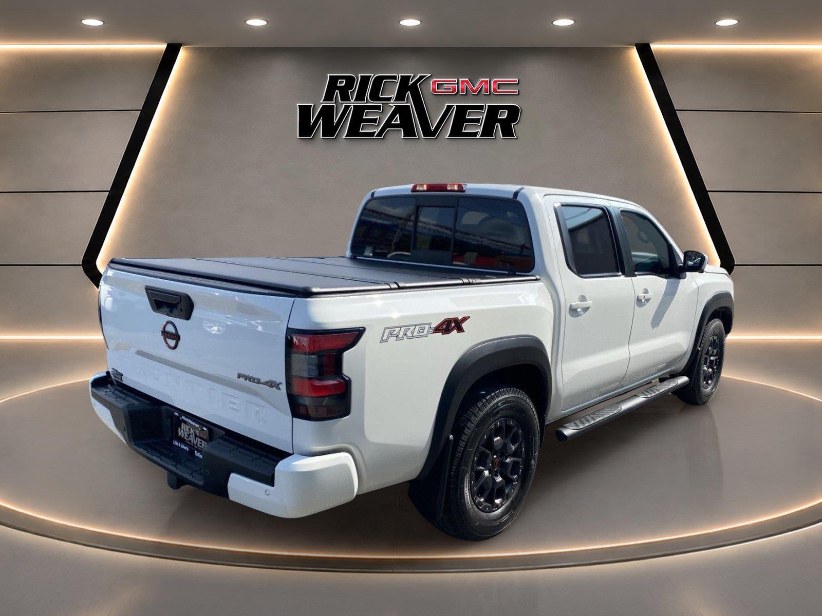 2022 Nissan Frontier PRO-4X at Solomon Chevrolet