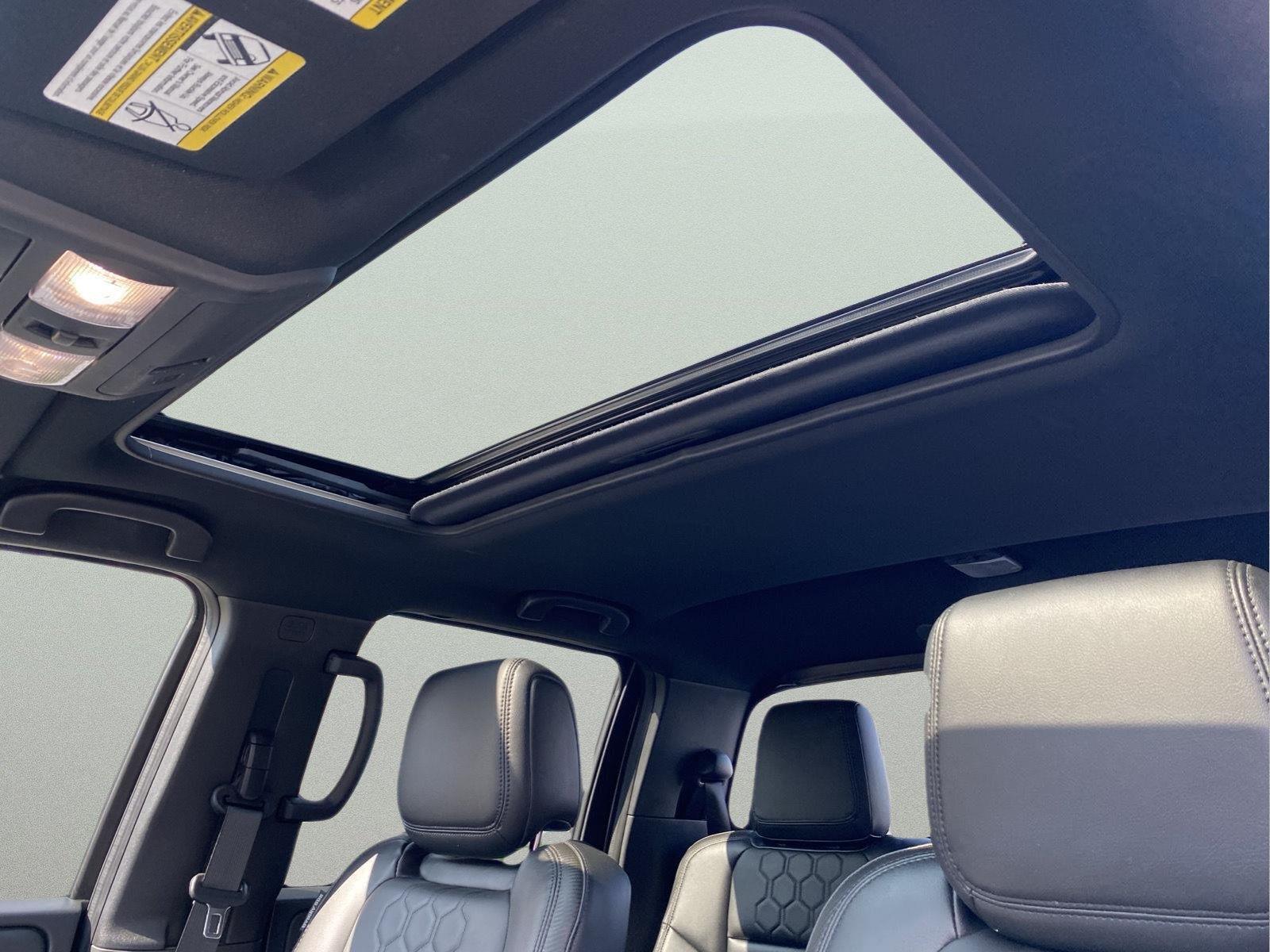 2022 Nissan Frontier PRO-4X at Solomon Chevrolet