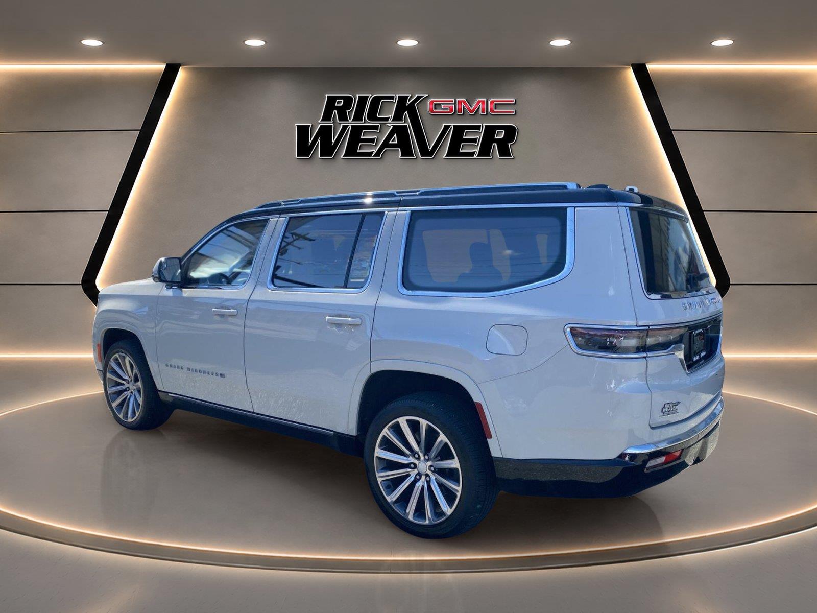 2022 Jeep Grand Wagoneer Series II - 2
