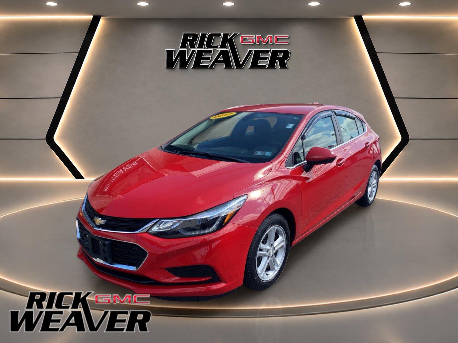 2017 Chevrolet Cruze LT Hatchback FWD