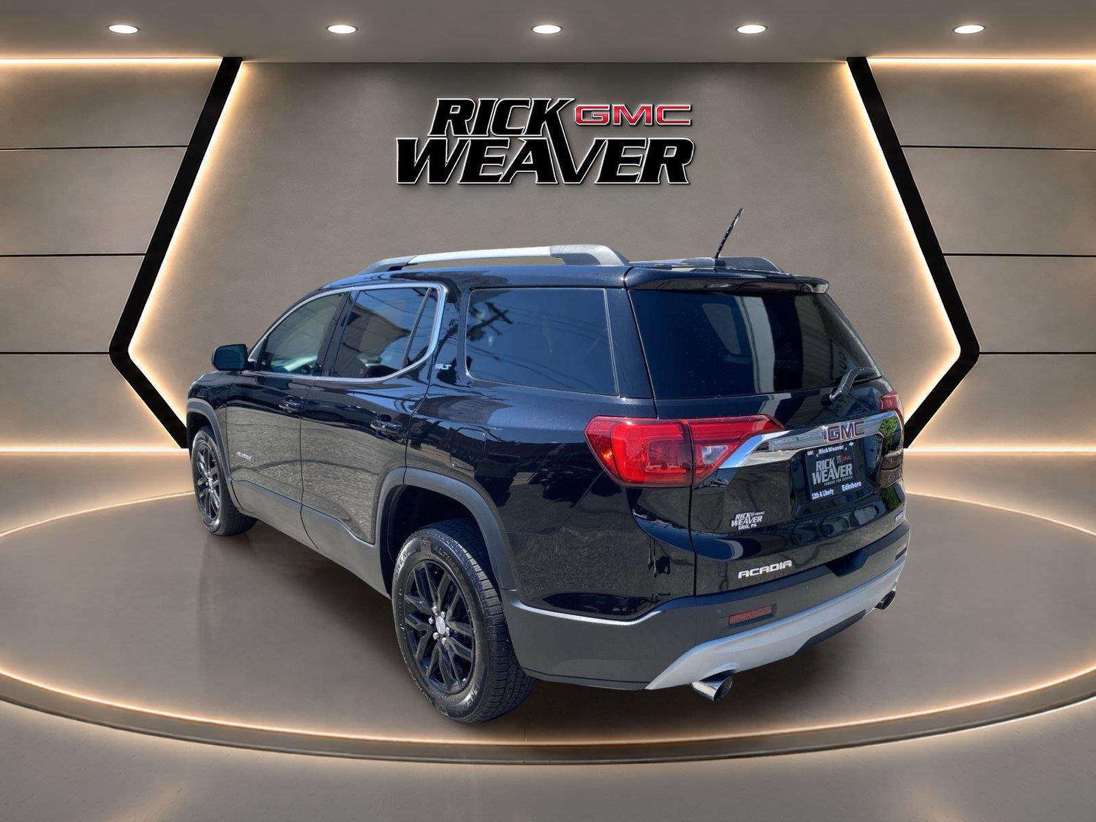 2019 GMC Acadia SLT at McCandless Ford
