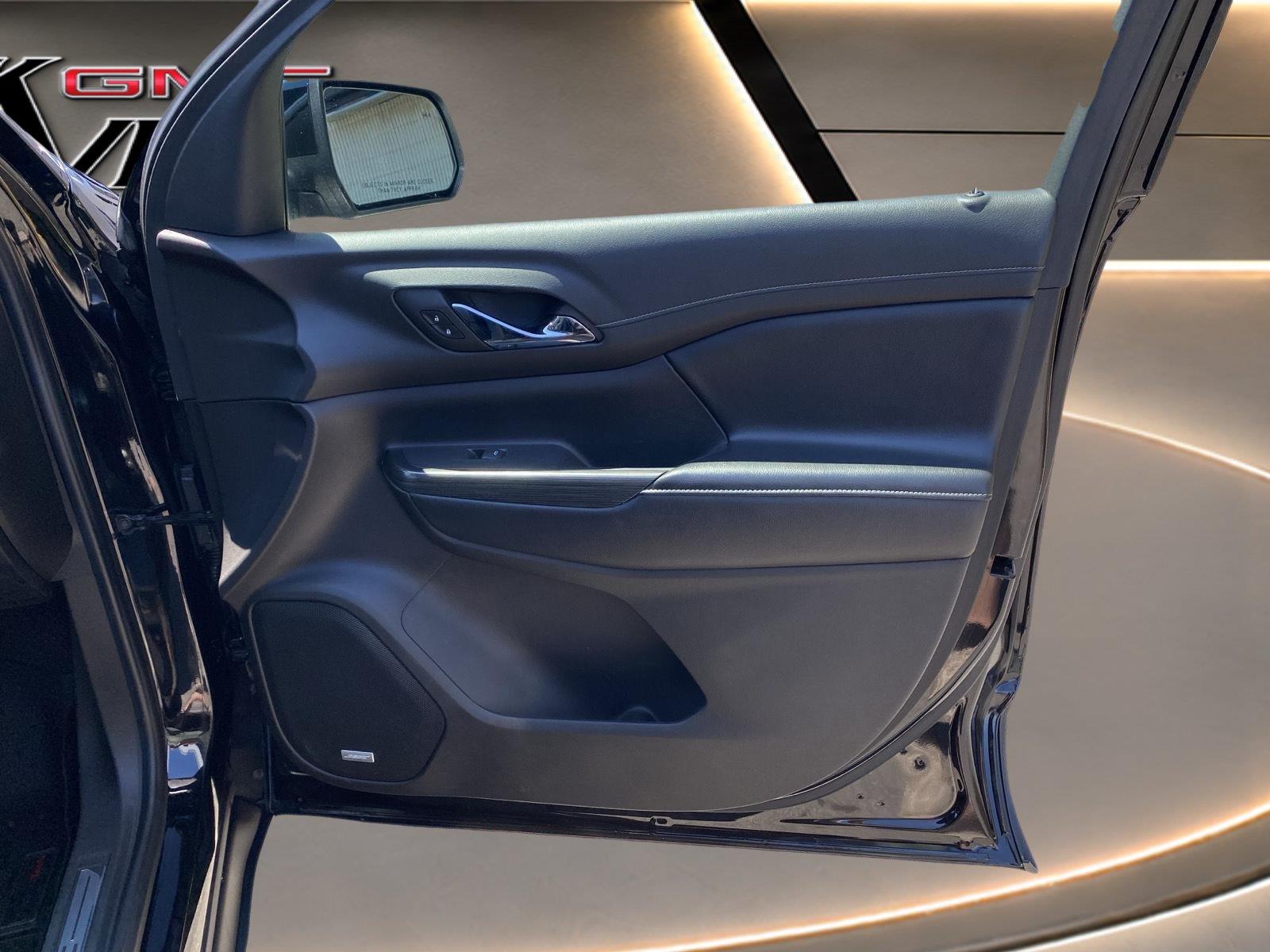 2019 GMC Acadia SLT at McCandless Ford