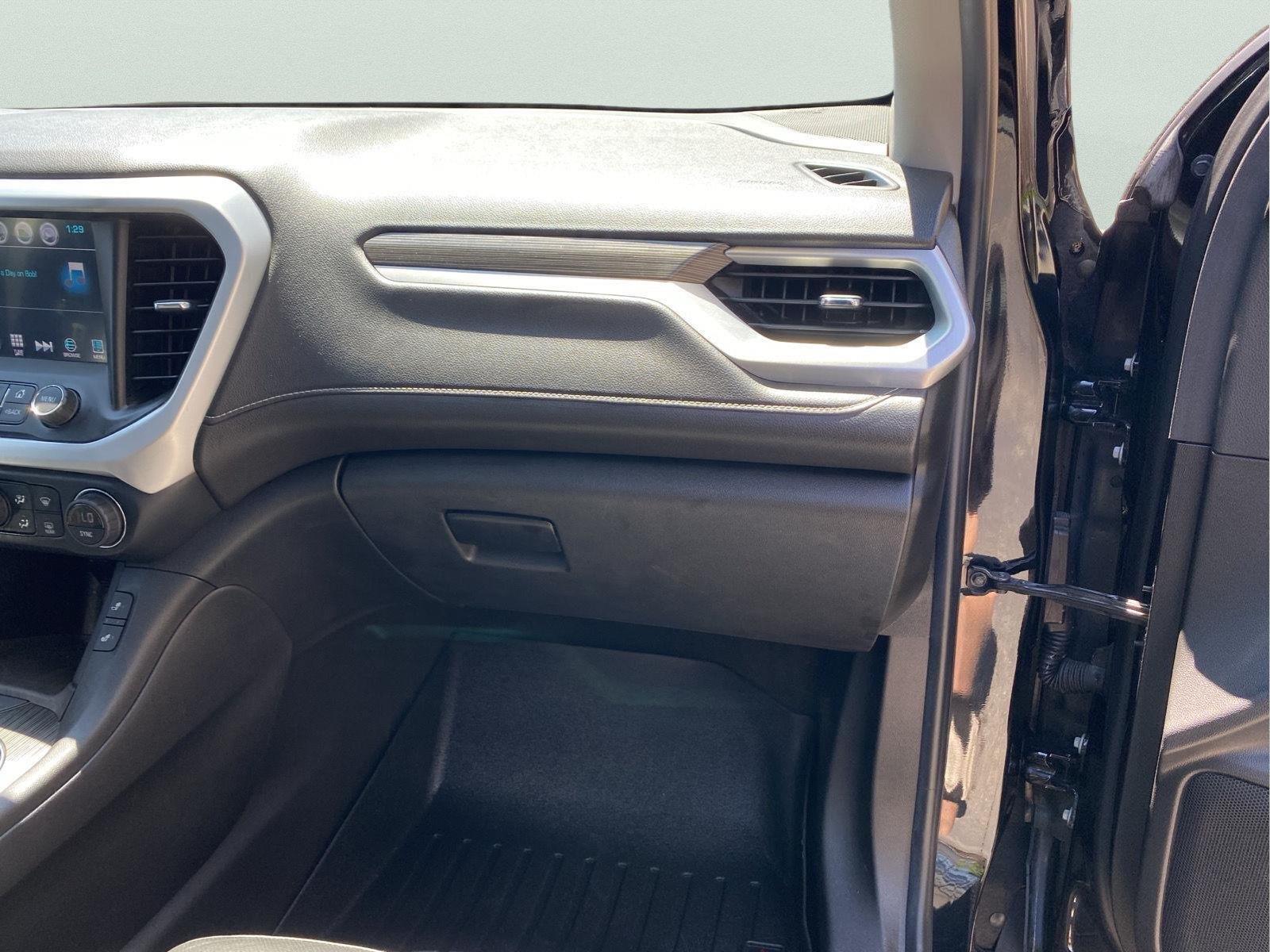 2019 GMC Acadia SLT at McCandless Ford