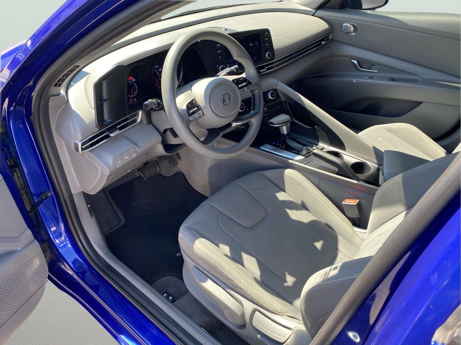 2022 Hyundai Elantra SEL at Three Rivers CJD