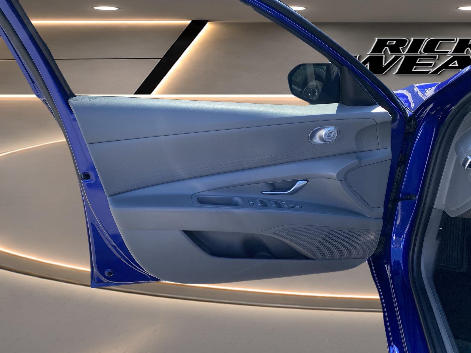 2022 Hyundai Elantra SEL at Three Rivers CJD