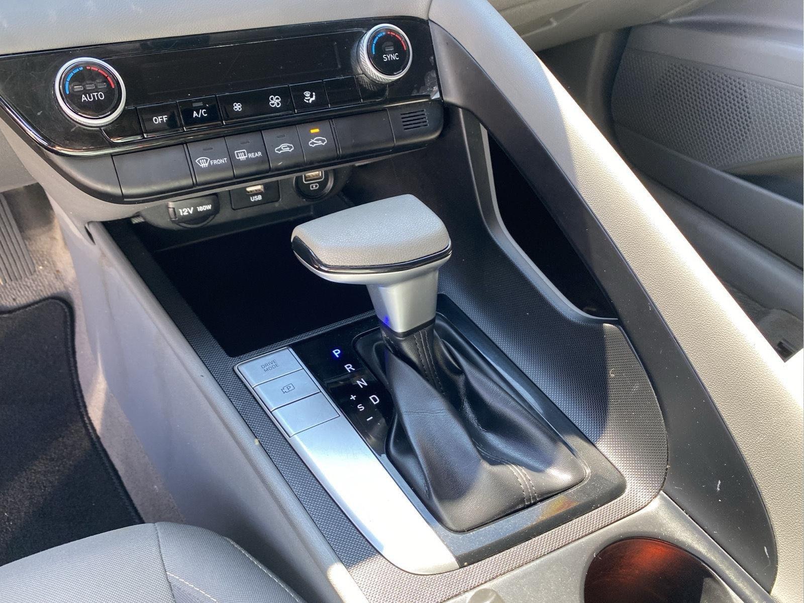 2022 Hyundai Elantra SEL at Three Rivers CJD
