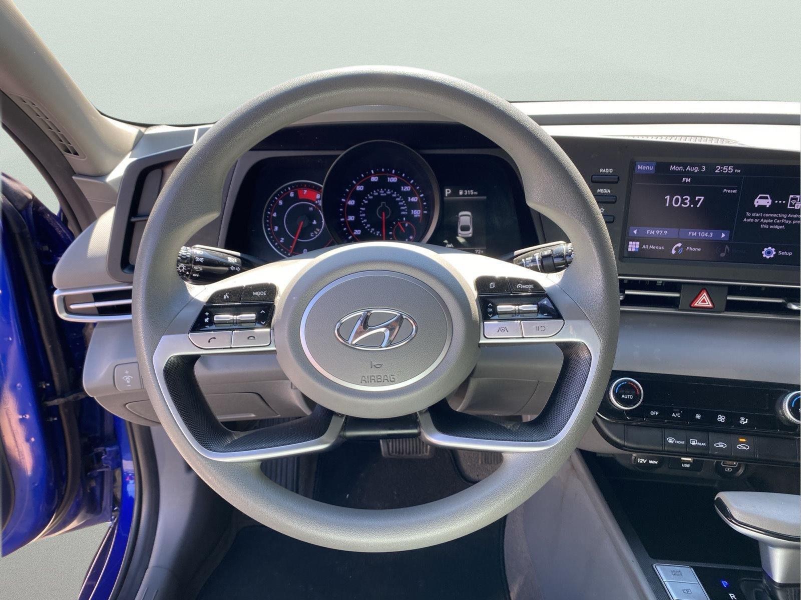 2022 Hyundai Elantra SEL at Three Rivers CJD