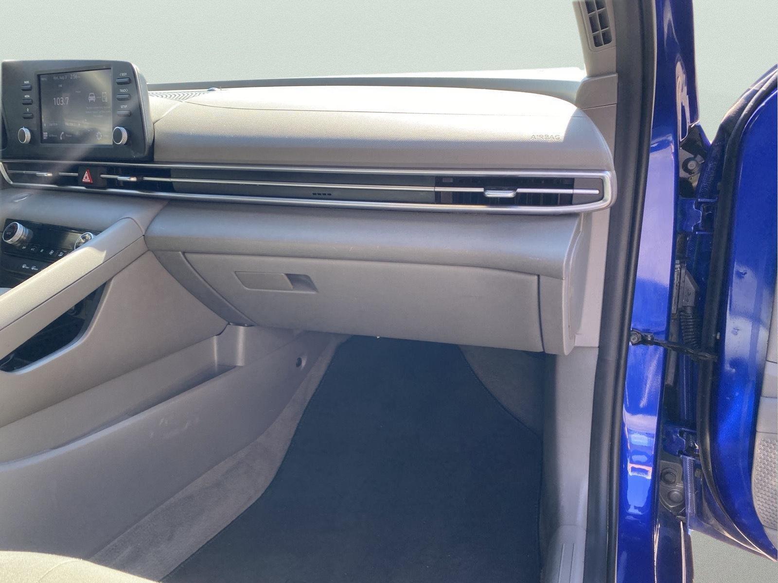2022 Hyundai Elantra SEL at Three Rivers CJD