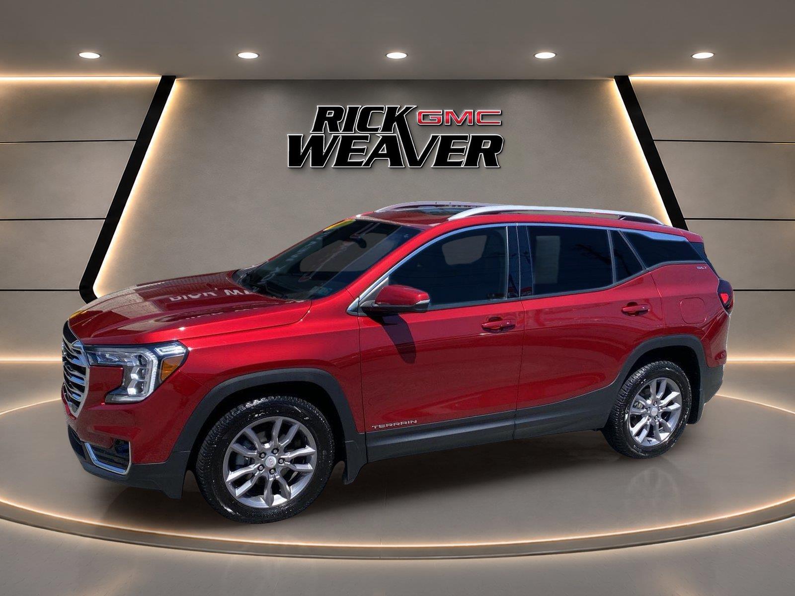 2022 GMC Terrain SLT at Joe Ball GMC