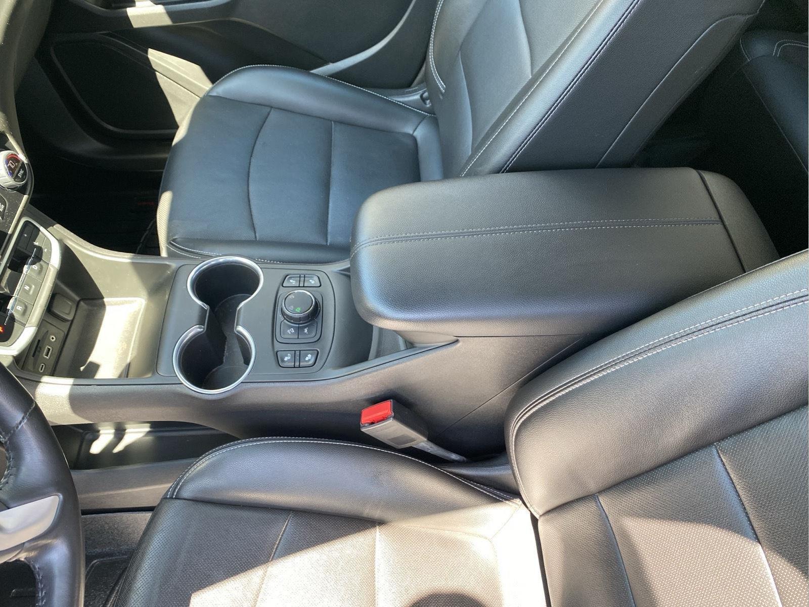 2022 GMC Terrain SLT at Joe Ball GMC