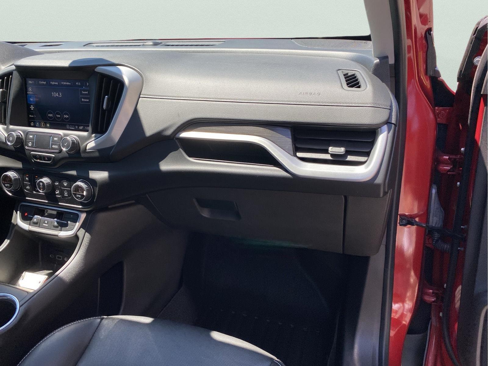 2022 GMC Terrain SLT at Joe Ball GMC