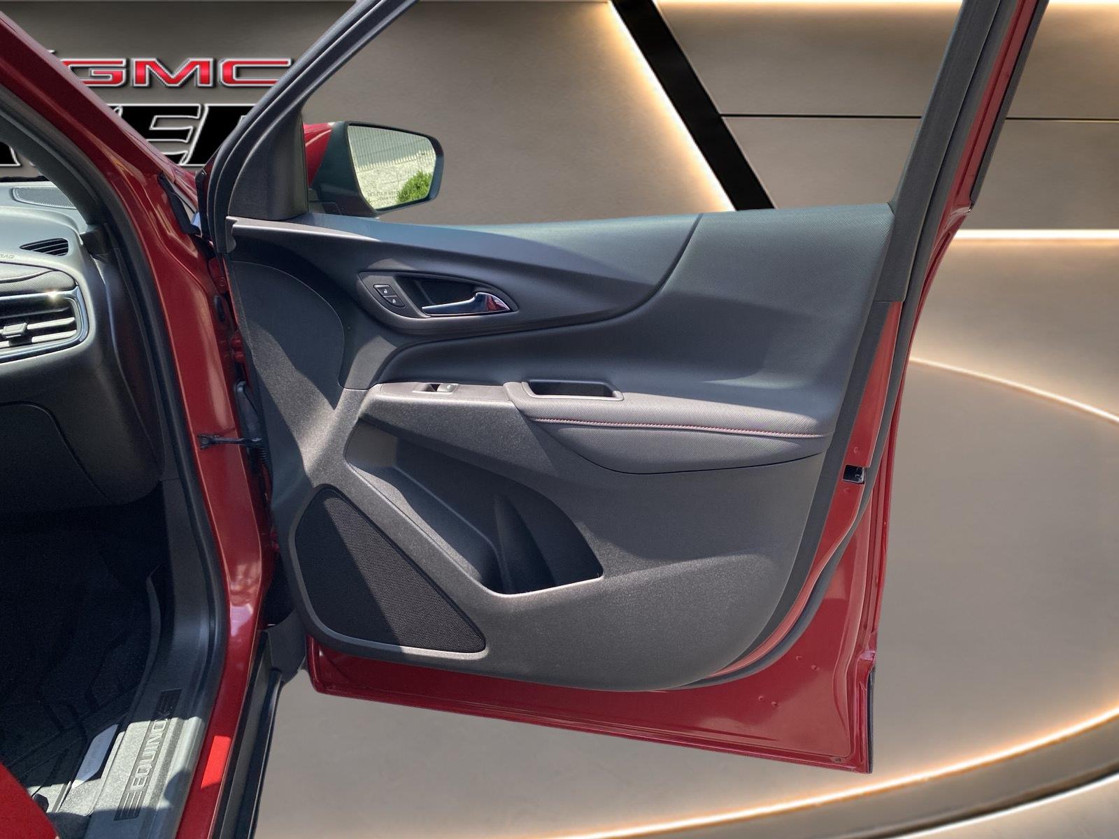 2022 Chevrolet Equinox RS at Lake View Ford