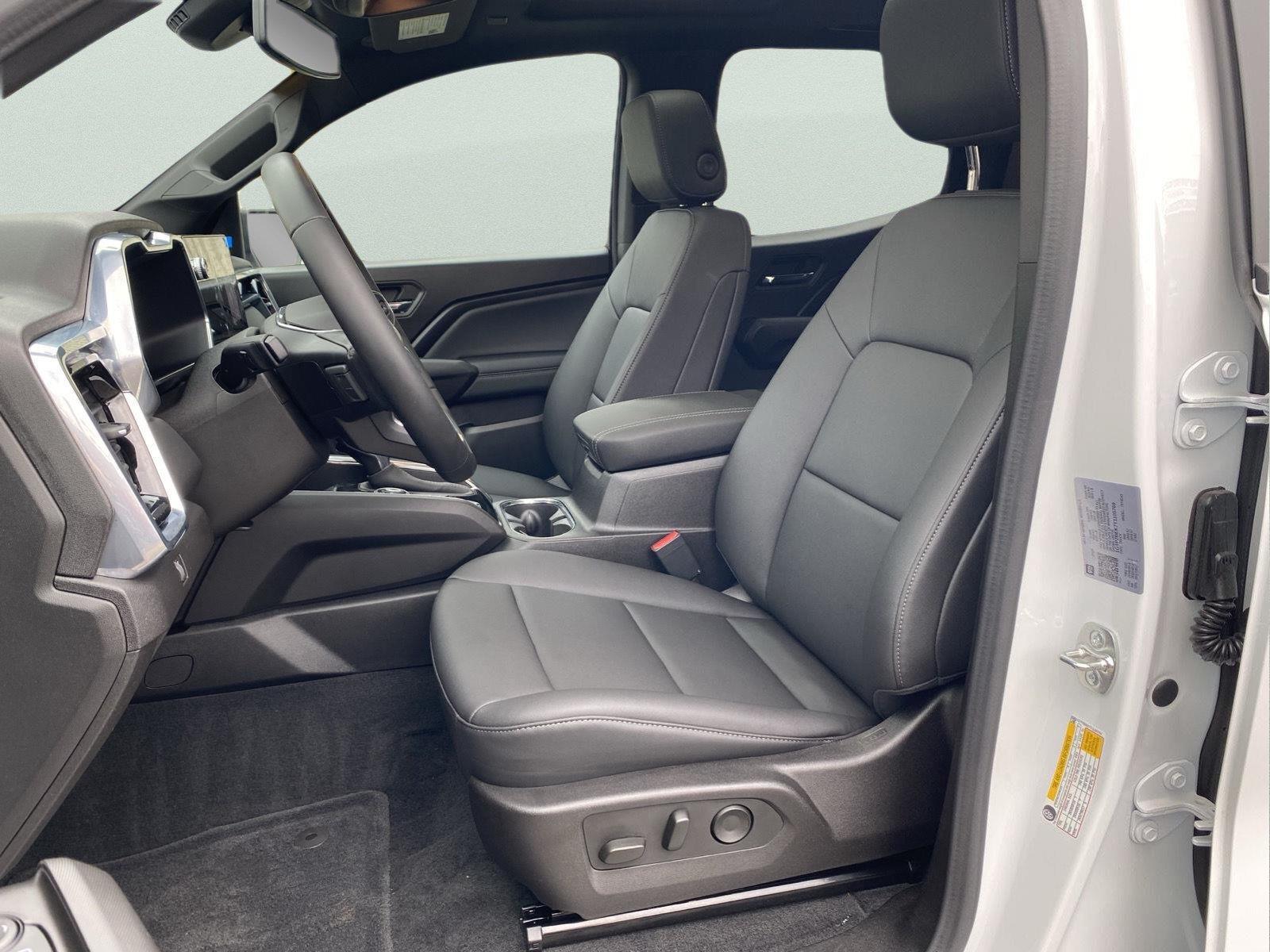 2026 GMC Canyon 4WD Elevation at Joe Ball GMC