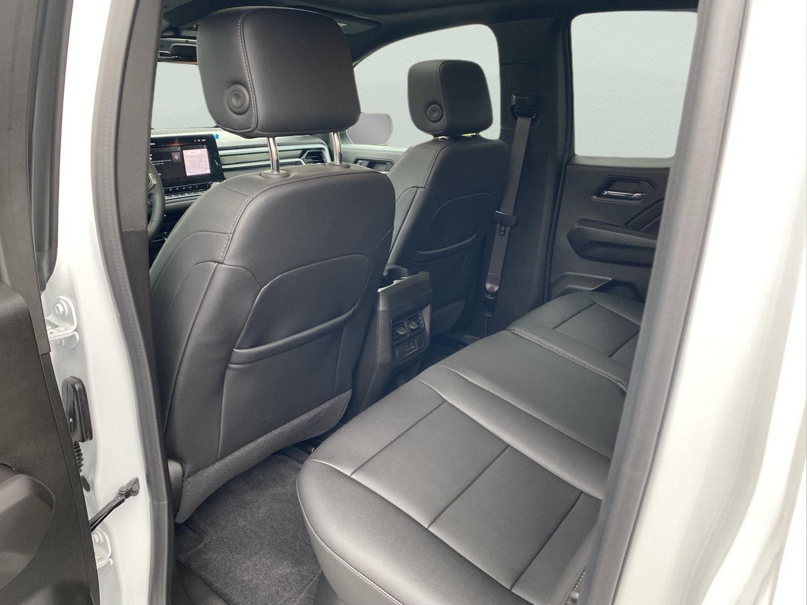 2026 GMC Canyon 4WD Elevation at Joe Ball GMC