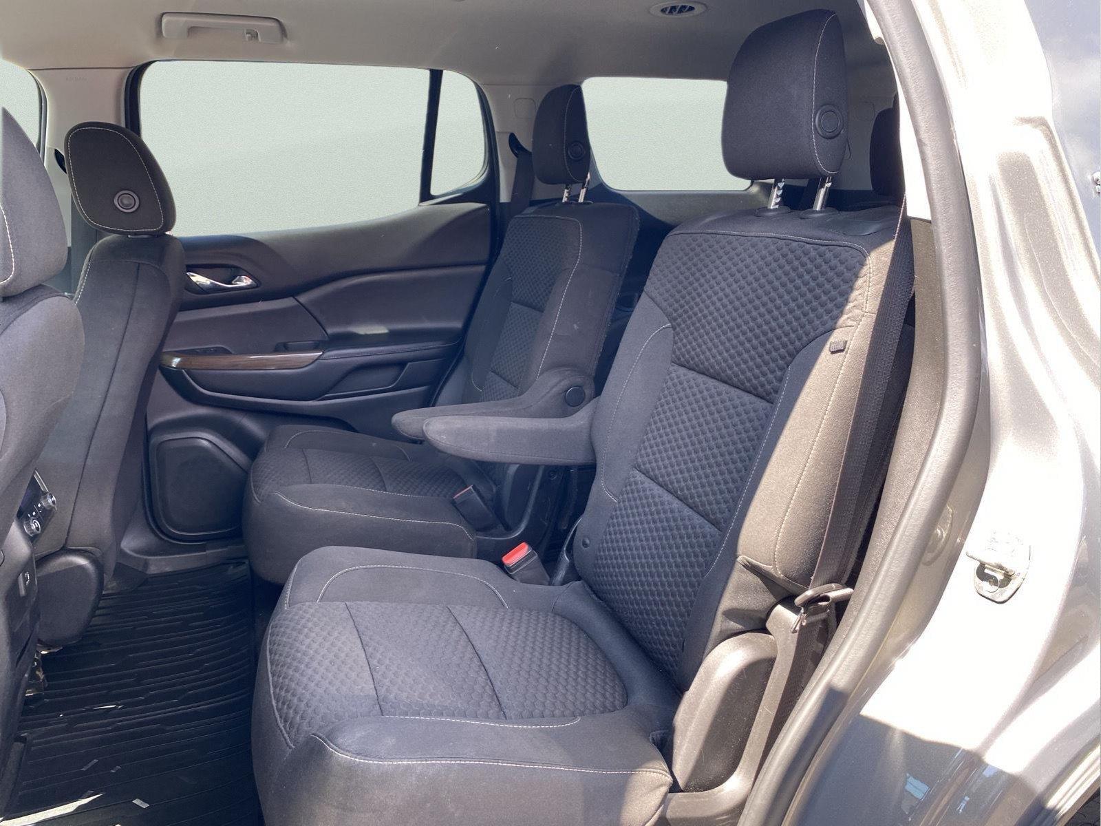 2019 GMC Acadia SLE at McCandless Ford