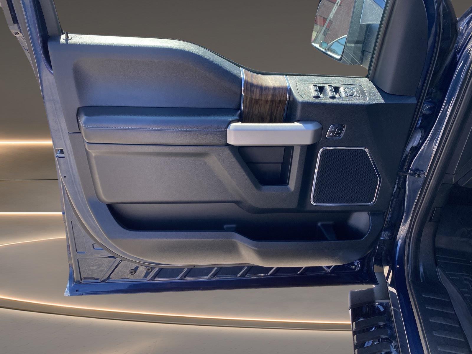 2019 Ford F-150 LARIAT at Lake View Ford