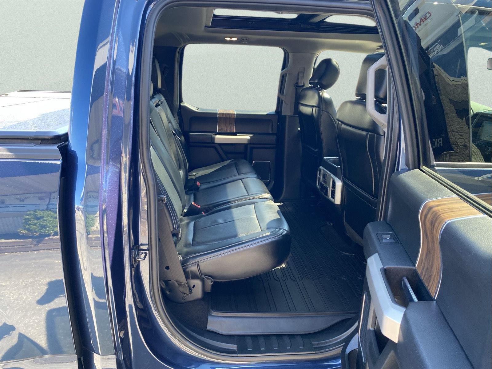 2019 Ford F-150 LARIAT at Lake View Ford