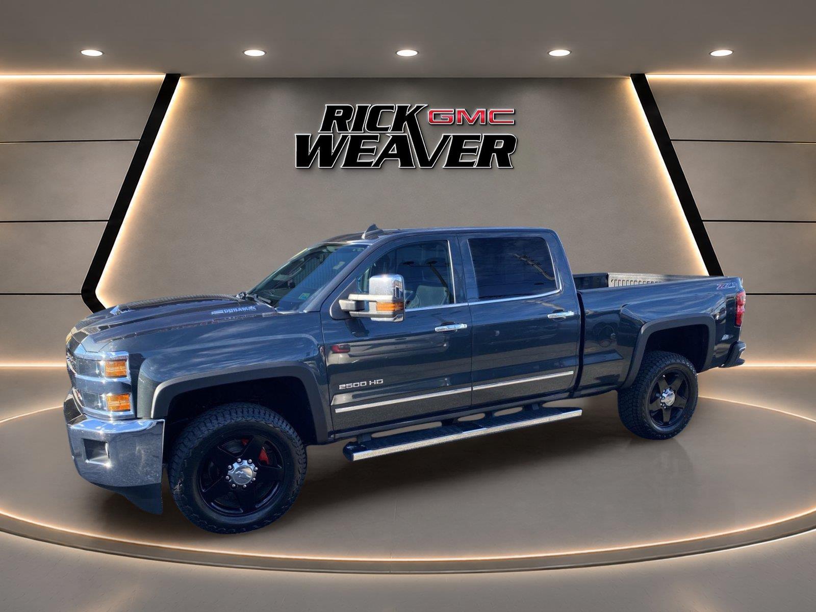 2017 Chevrolet Silverado 2500HD LTZ - 3