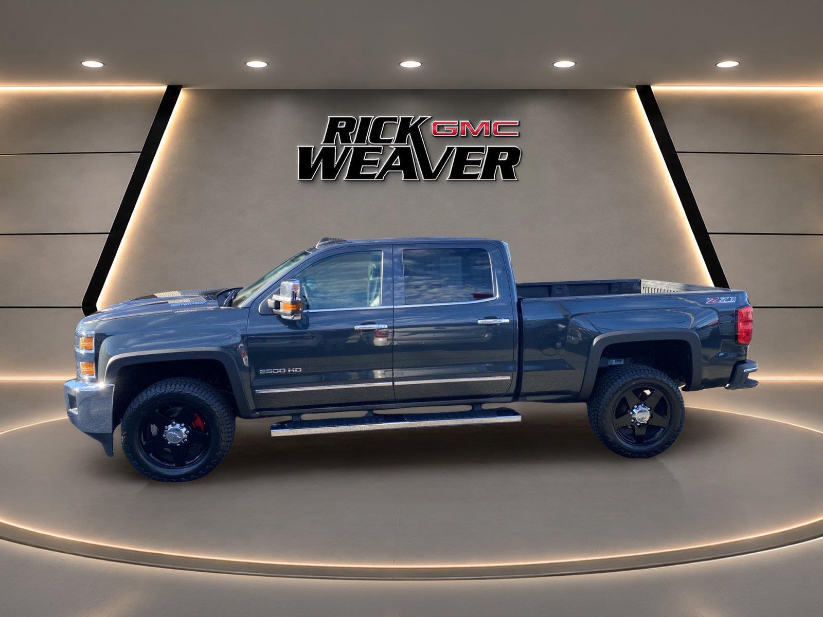 2017 Chevrolet Silverado 2500HD LTZ - 4