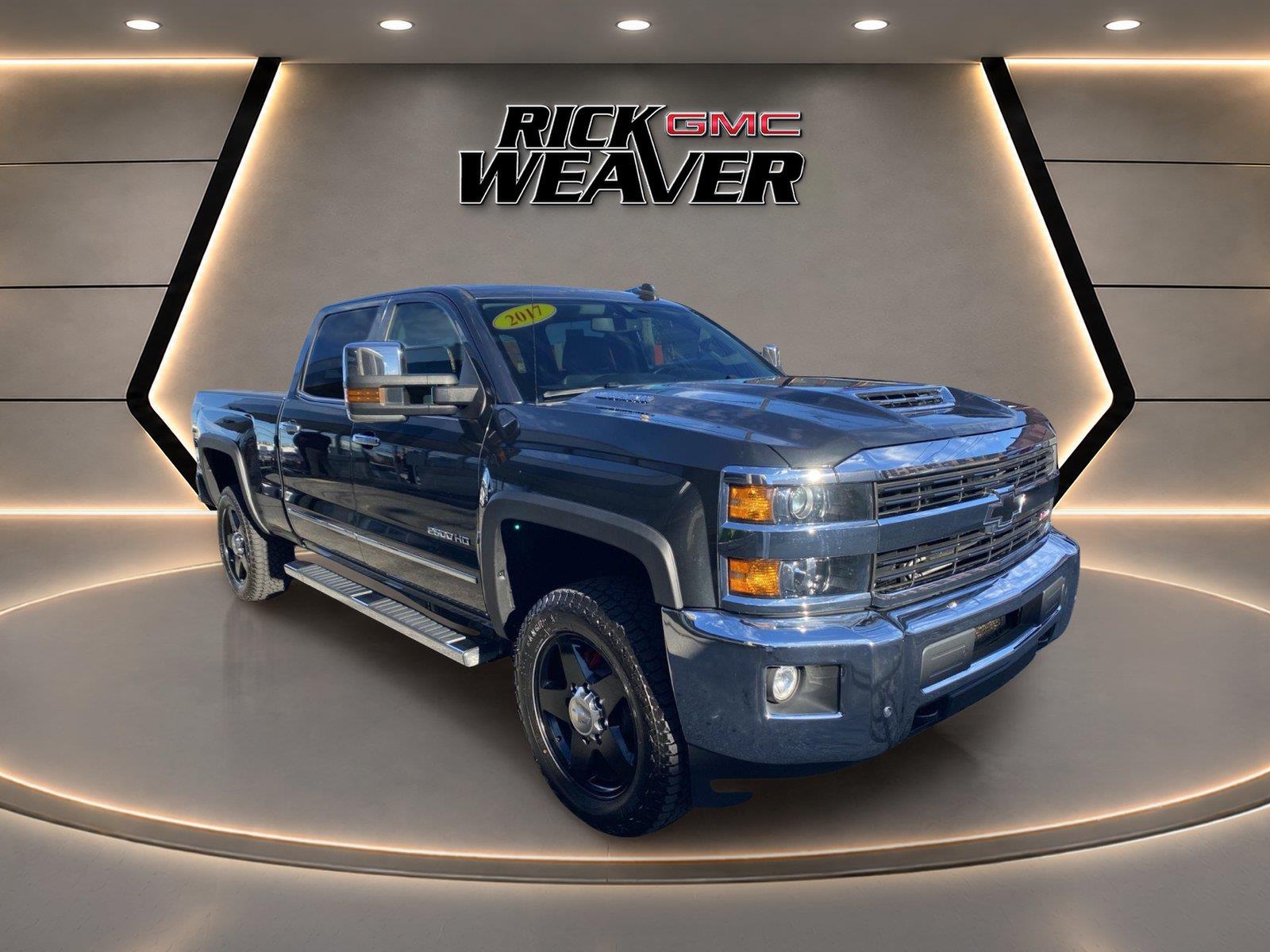 2017 Chevrolet Silverado 2500HD LTZ - 11