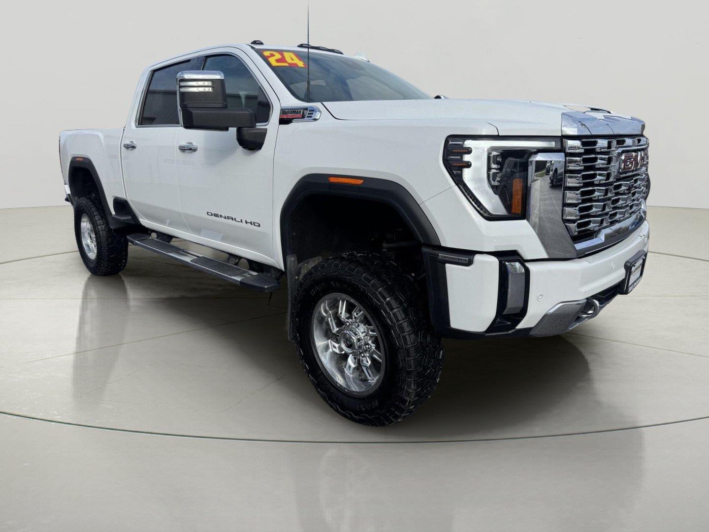 2024 GMC Sierra 3500HD Denali Crew Cab 4WD