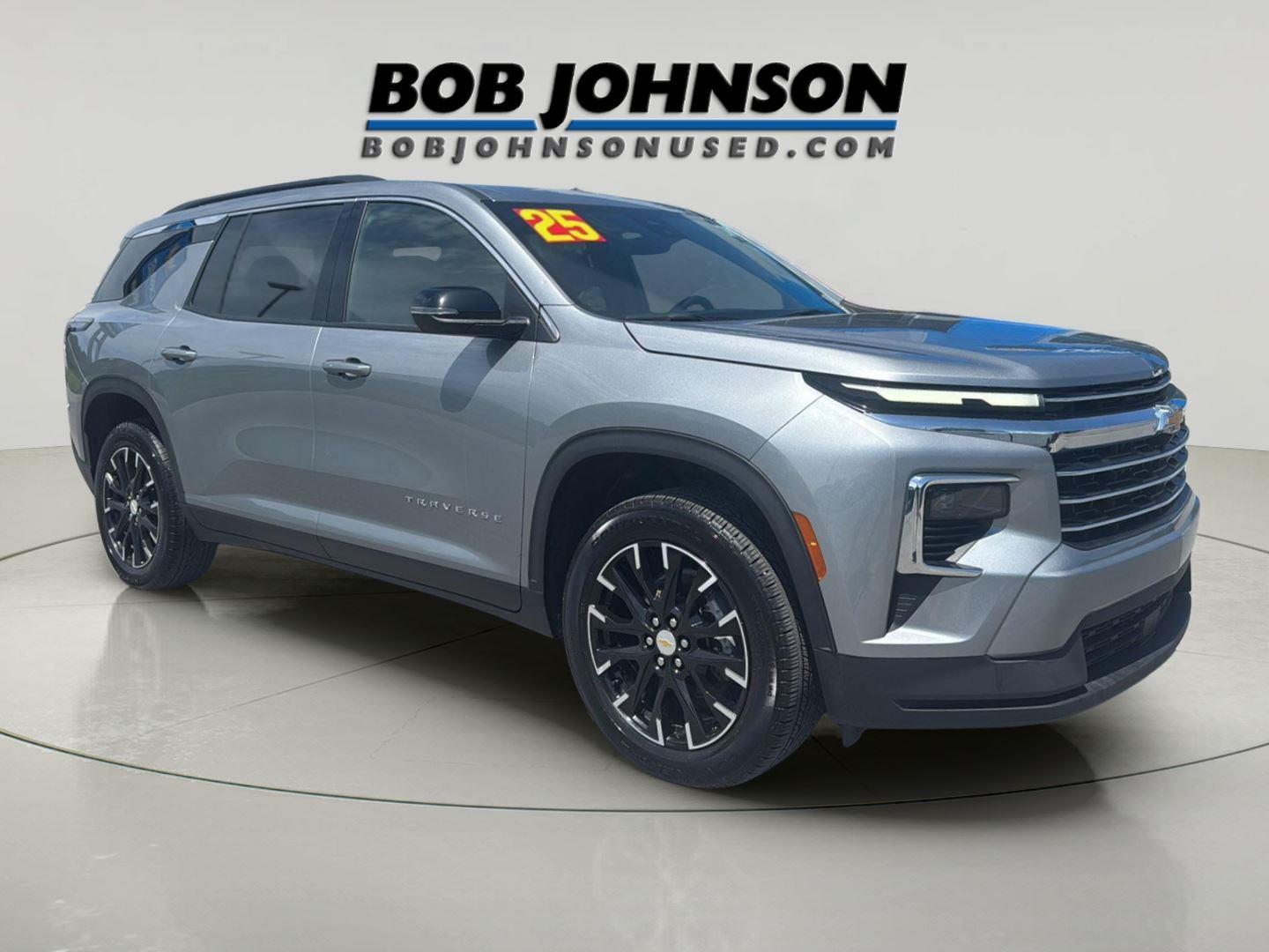 Gray (Sterling Grey Metallic) 2025 Chevrolet Traverse LT AWD SUV / Crossover Four-Wheel Drive 8-Speed Automatic