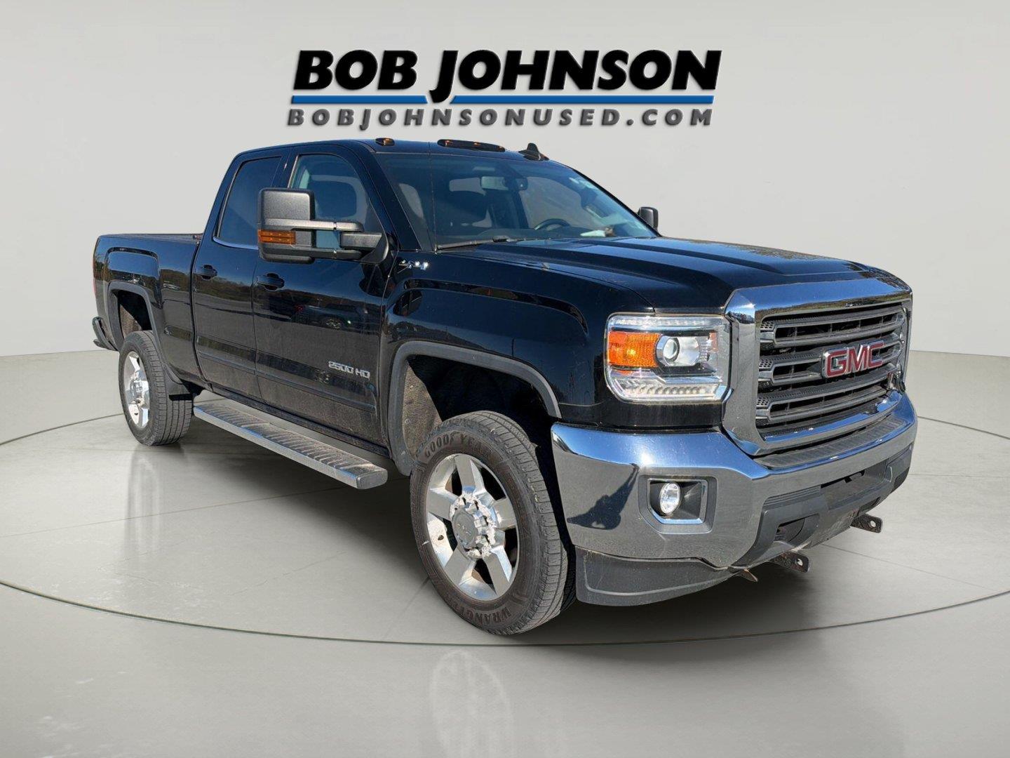 Onyx Black 2017 GMC Sierra 2500HD Pickup Truck Four-Wheel Drive 6-Speed Automatic